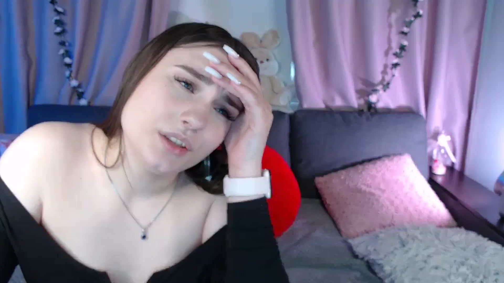 Gallery image thumbnail from LaneyGrey's myfreecams stream on, 03/05/2025, 13:17 image 3 of 20