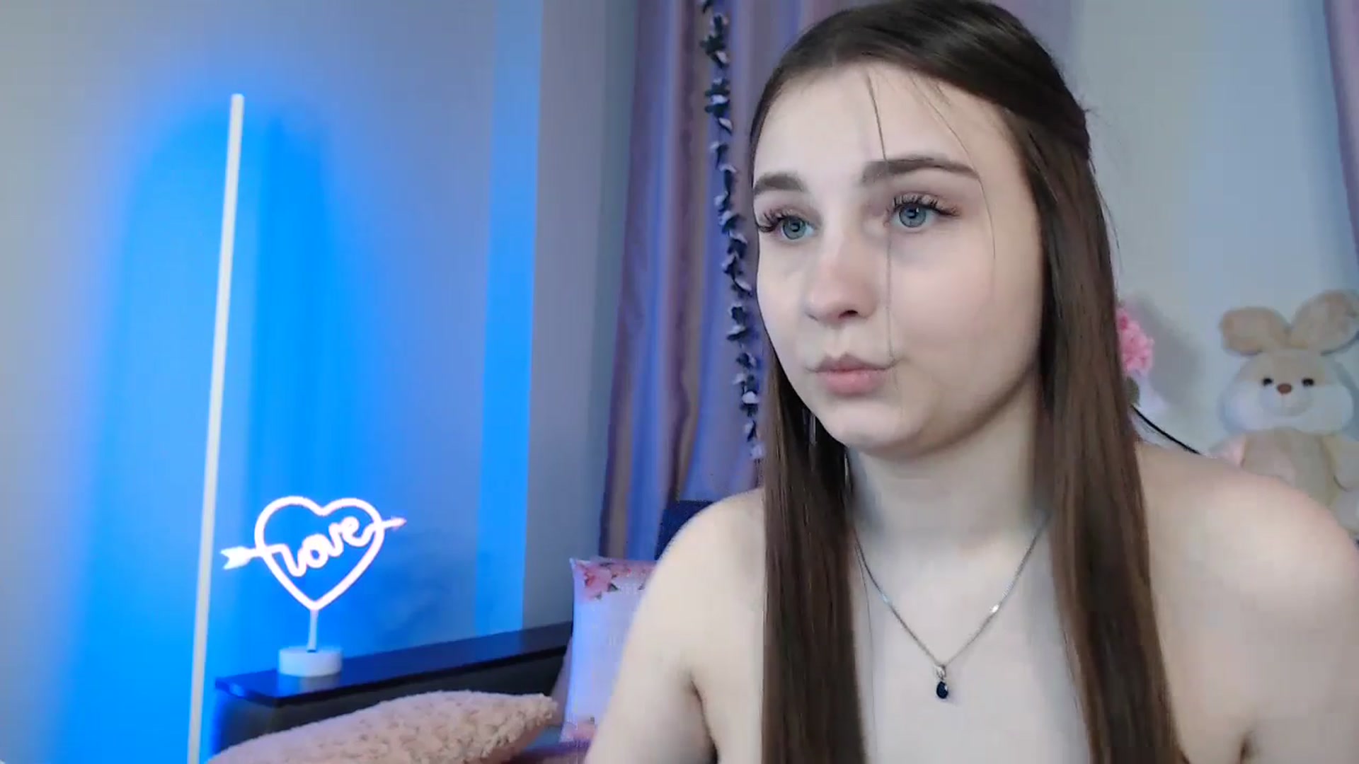 Gallery image thumbnail from LaneyGrey's myfreecams stream on, 03/05/2025, 14:40 image 13 of 20