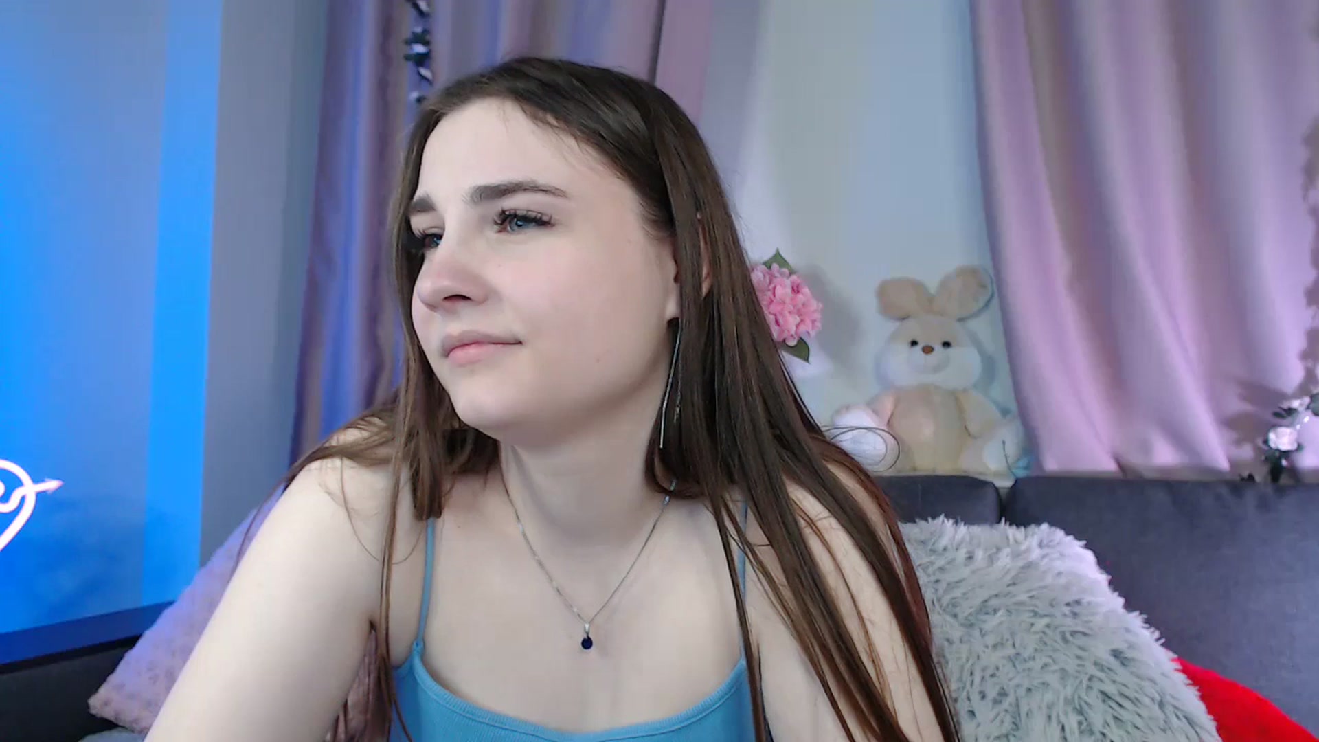 Gallery image thumbnail from LaneyGrey's myfreecams stream on, 03/08/2025, 13:22 image 7 of 20