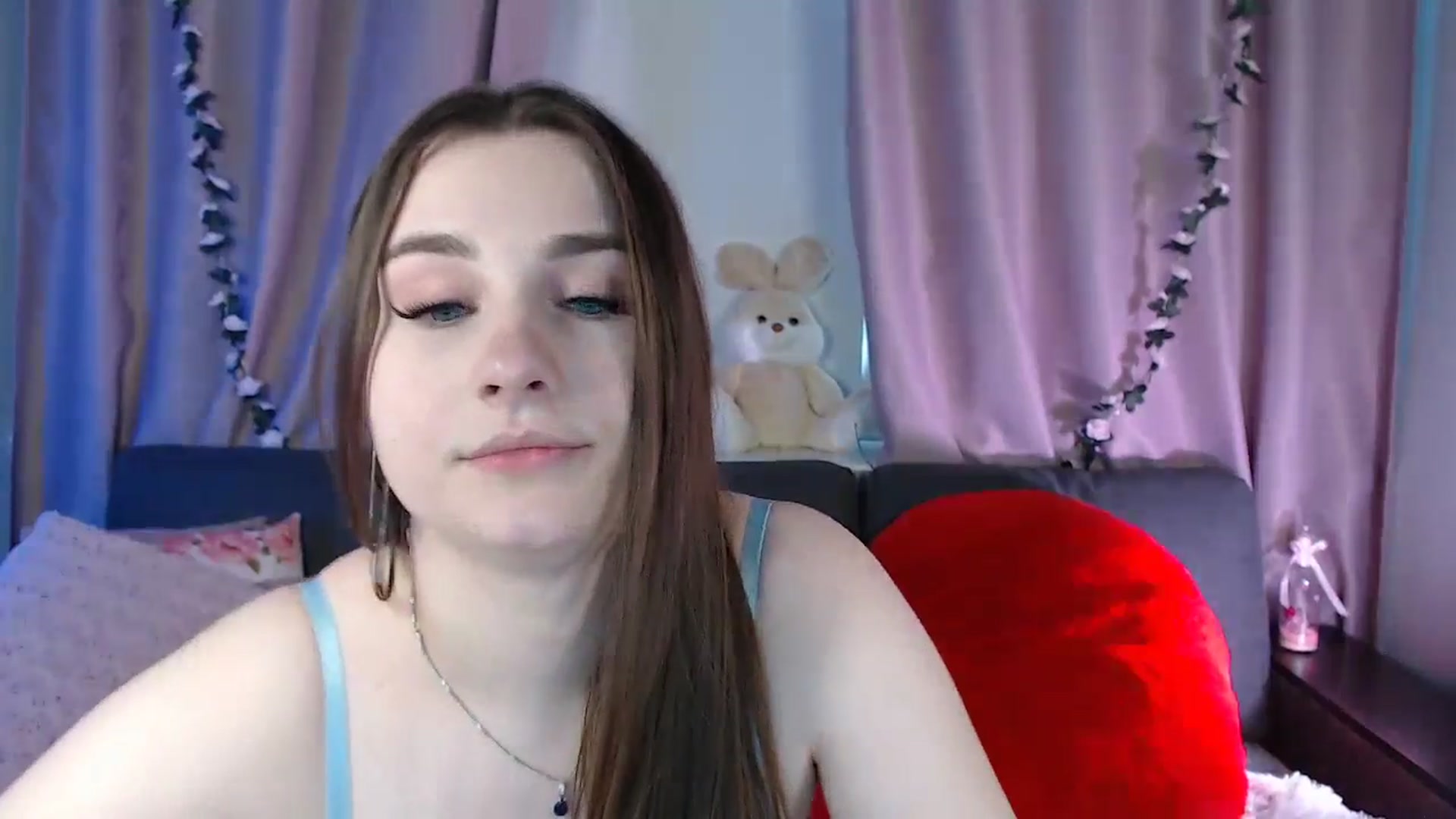 Gallery image thumbnail from LaneyGrey's myfreecams stream on, 03/09/2025, 12:18 image 10 of 20