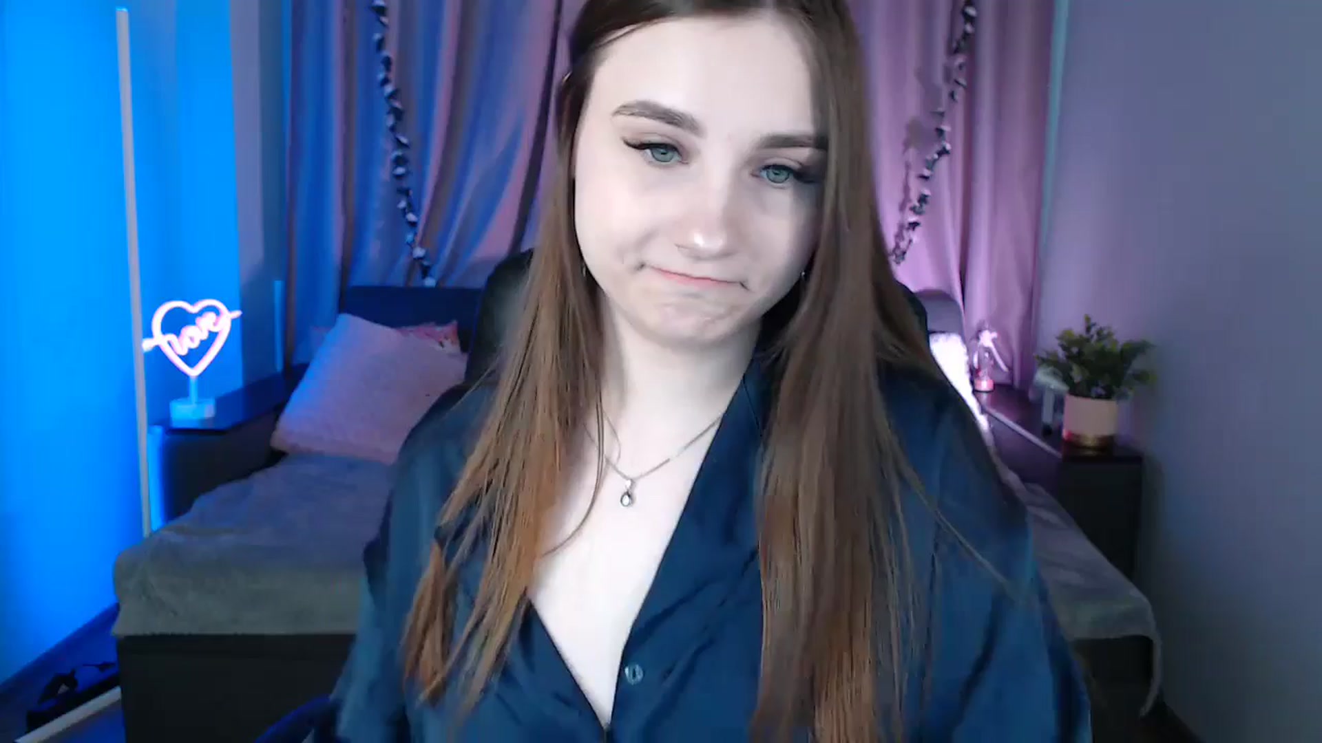 Gallery image thumbnail from LaneyGrey's myfreecams stream on, 03/10/2025, 09:13 image 11 of 20