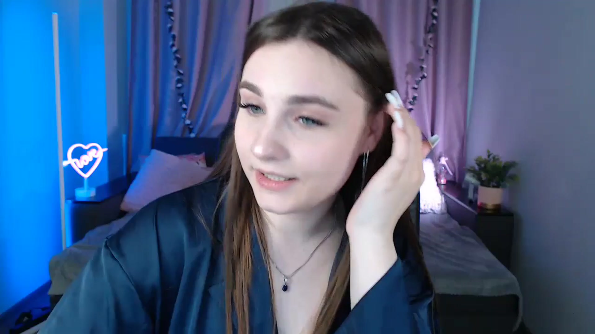 Gallery image thumbnail from LaneyGrey's myfreecams stream on, 03/10/2025, 10:55 image 18 of 20