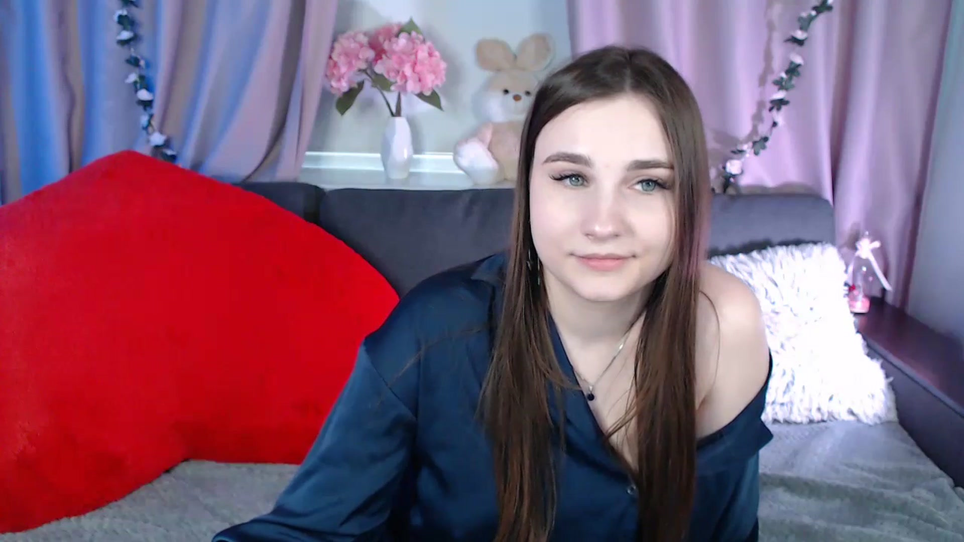 Gallery image thumbnail from LaneyGrey's myfreecams stream on, 03/10/2025, 12:19 image 14 of 20