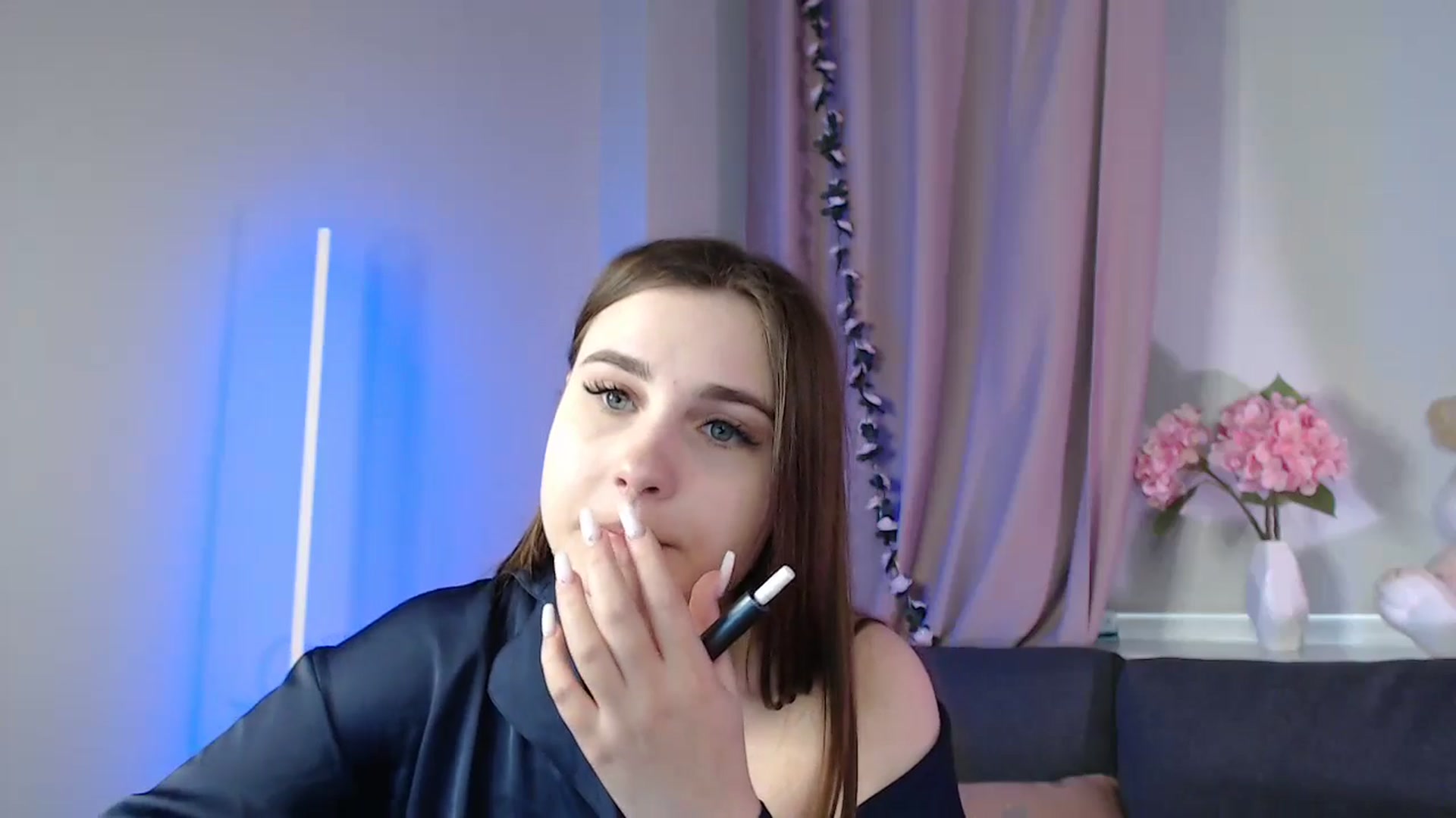 Gallery image thumbnail from LaneyGrey's myfreecams stream on, 03/10/2025, 13:47 image 13 of 20
