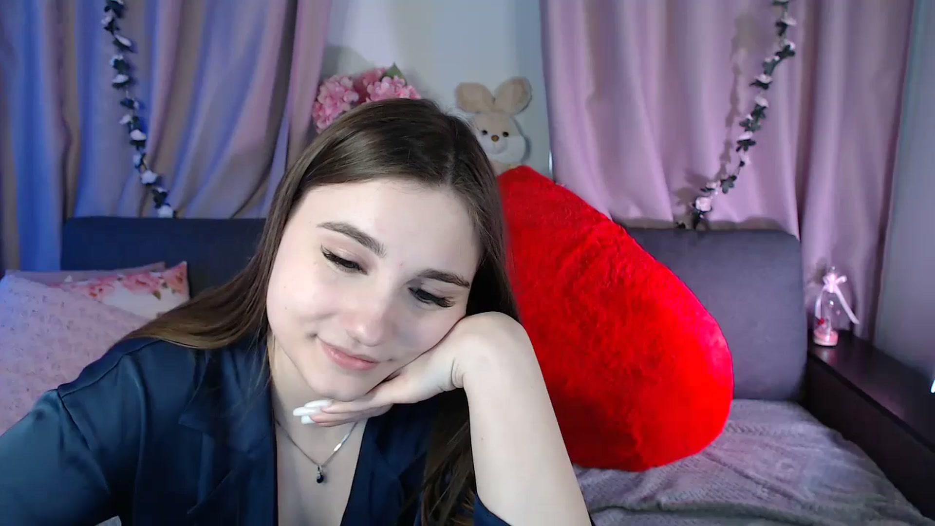 Gallery image thumbnail from LaneyGrey's myfreecams stream on, 03/10/2025, 14:00 image 13 of 20