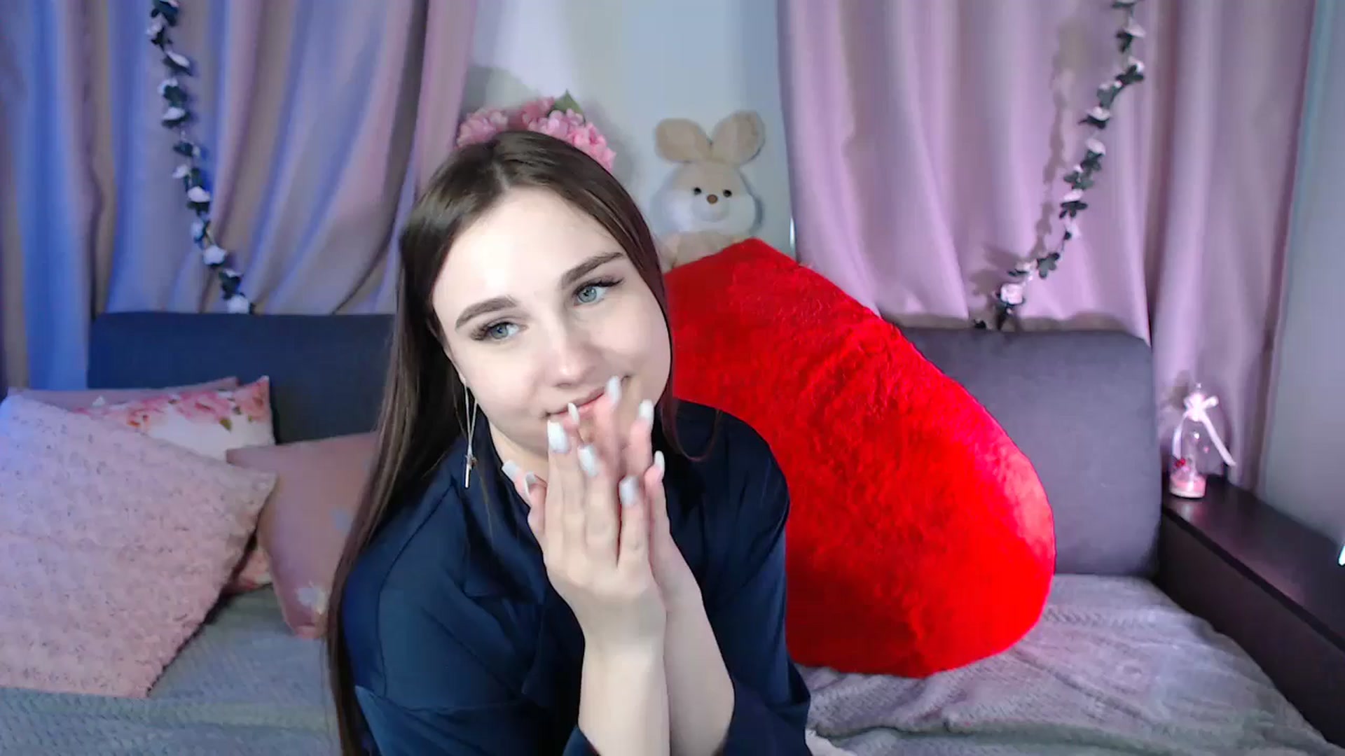 Gallery image thumbnail from LaneyGrey's myfreecams stream on, 03/10/2025, 14:00 image 8 of 20