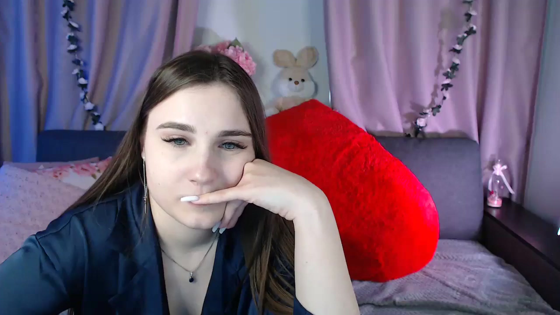 Gallery image thumbnail from LaneyGrey's myfreecams stream on, 03/10/2025, 14:00 image 14 of 20