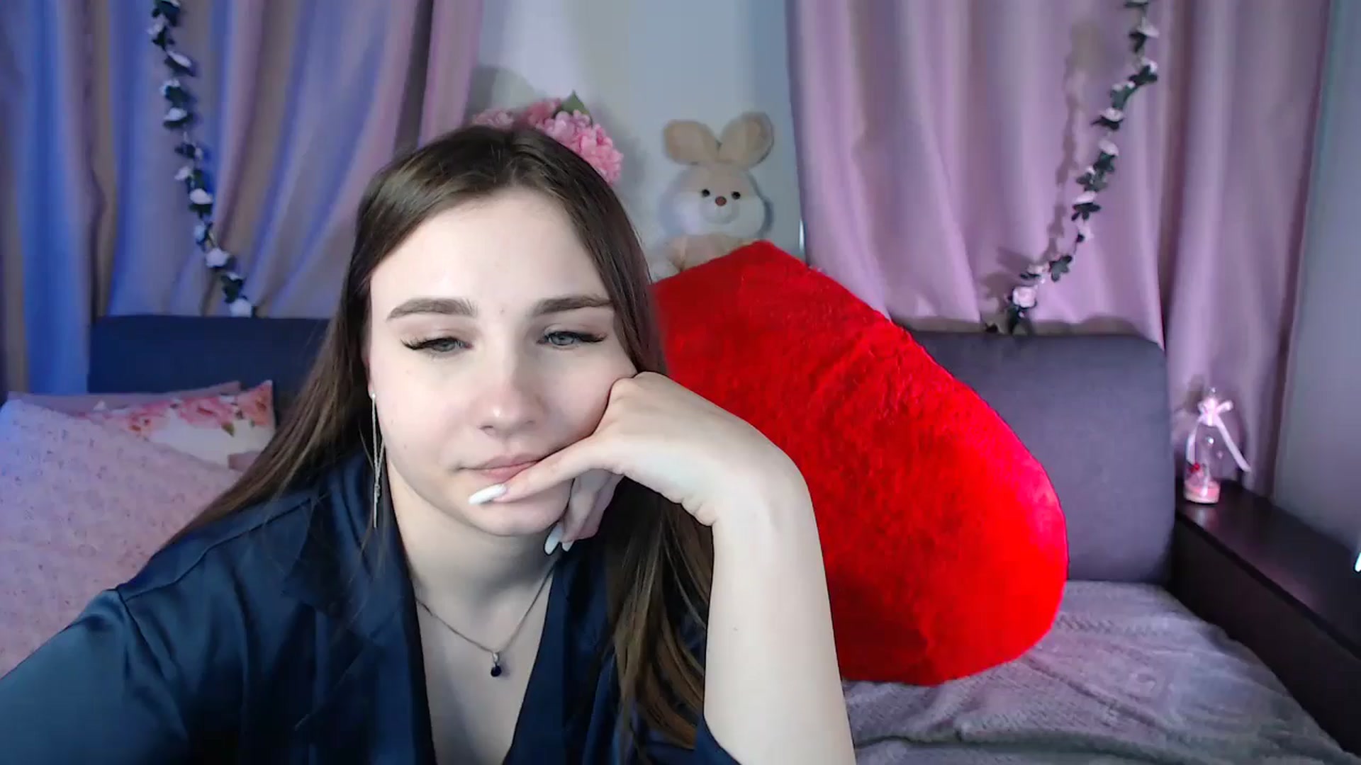 Gallery image thumbnail from LaneyGrey's myfreecams stream on, 03/10/2025, 14:00 image 15 of 20