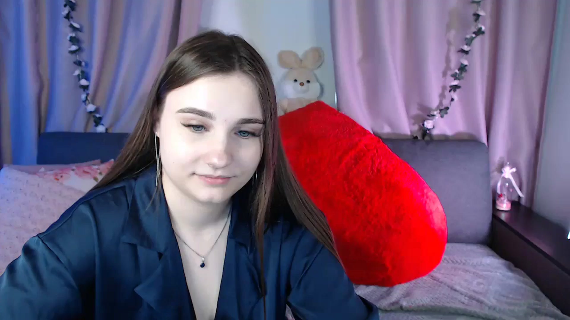 Gallery image thumbnail from LaneyGrey's myfreecams stream on, 03/10/2025, 14:00 image 7 of 20