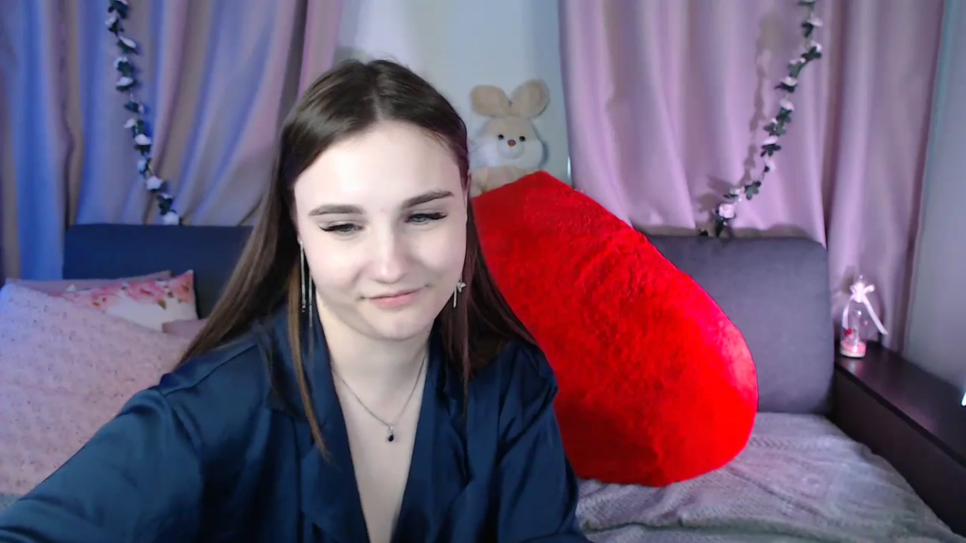 Gallery image thumbnail from LaneyGrey's myfreecams stream on, 03/10/2025, 14:00 image 5 of 20