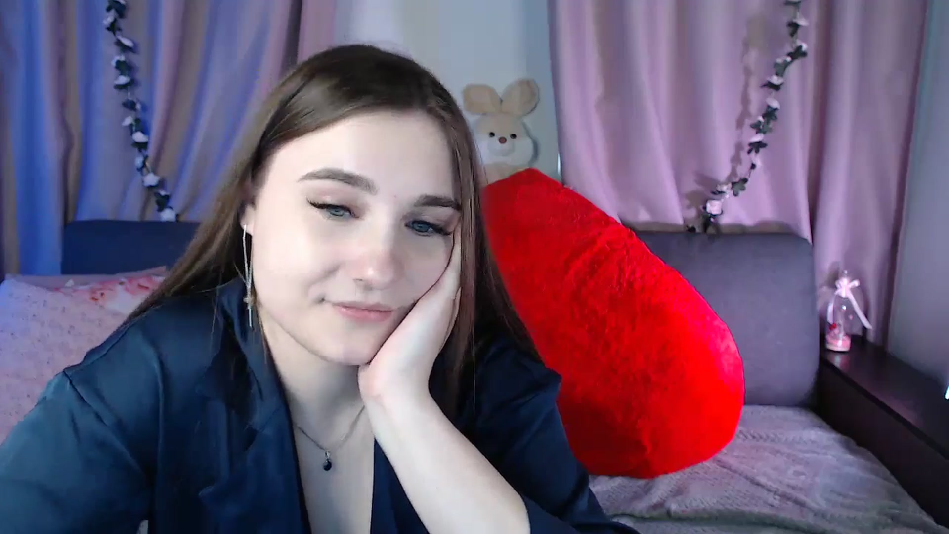 Gallery image thumbnail from LaneyGrey's myfreecams stream on, 03/10/2025, 14:00 image 12 of 20