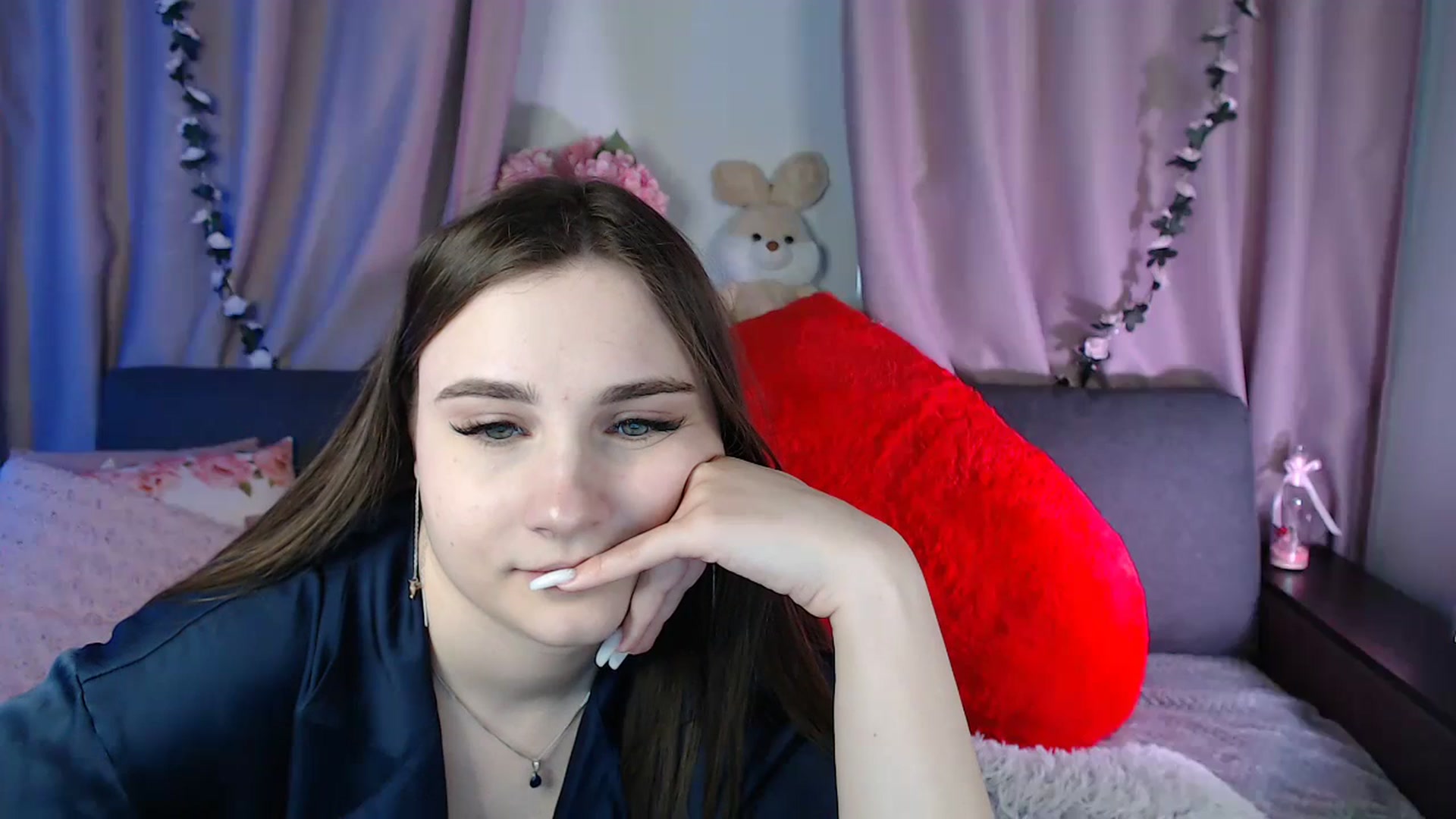 Gallery image thumbnail from LaneyGrey's myfreecams stream on, 03/10/2025, 14:22 image 4 of 20
