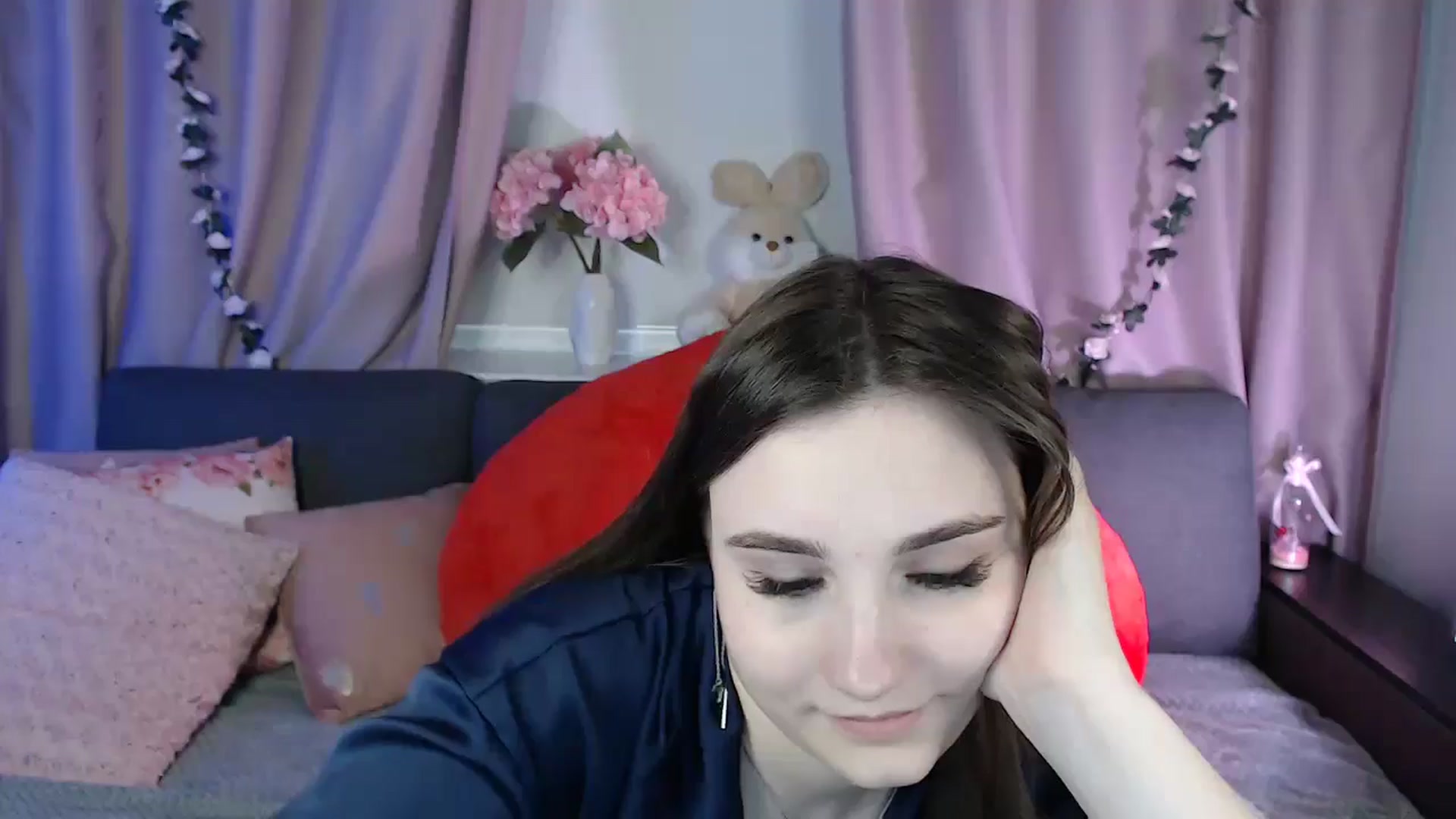 Gallery image thumbnail from LaneyGrey's myfreecams stream on, 03/10/2025, 14:22 image 5 of 20