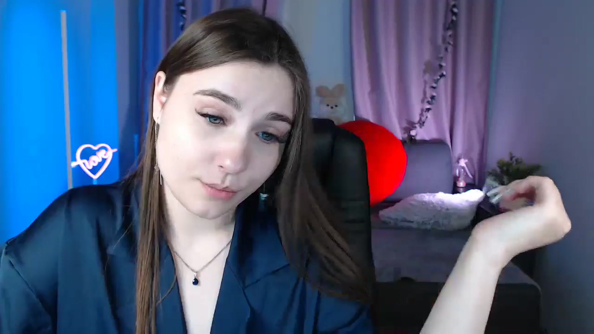Gallery image thumbnail from LaneyGrey's myfreecams stream on, 03/10/2025, 14:22 image 18 of 20