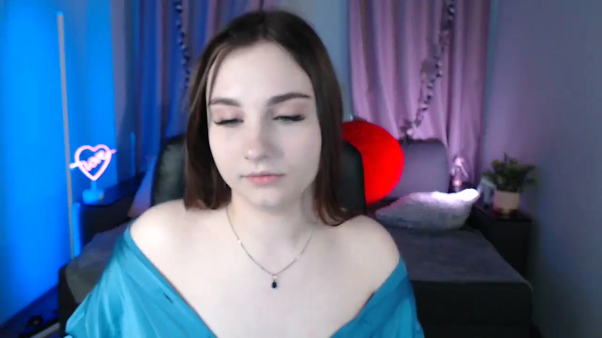 Gallery image thumbnail from LaneyGrey's myfreecams stream on, 03/11/2025, 09:44 image 15 of 20