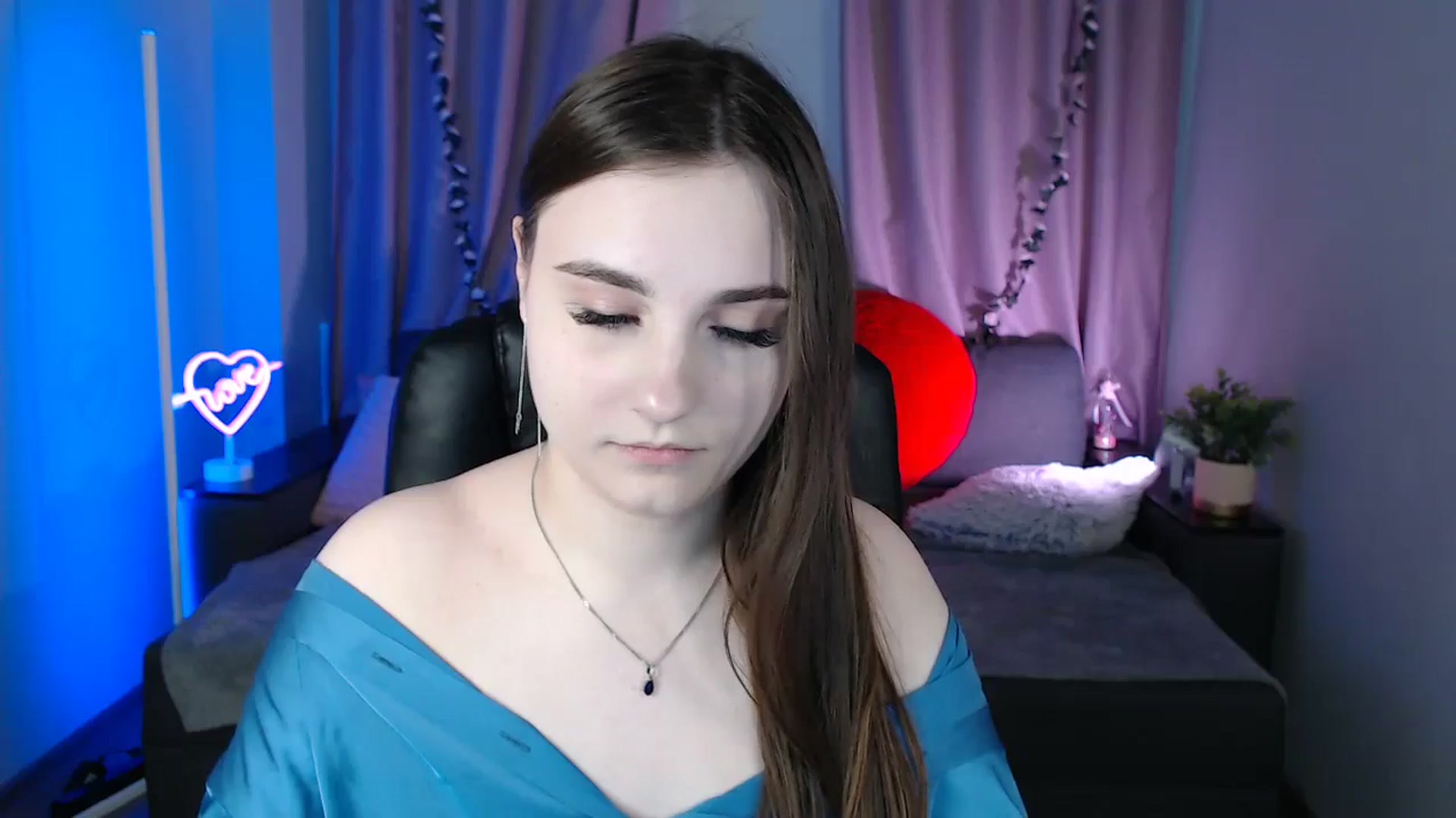 Gallery image thumbnail from LaneyGrey's myfreecams stream on, 03/11/2025, 09:44 image 17 of 20
