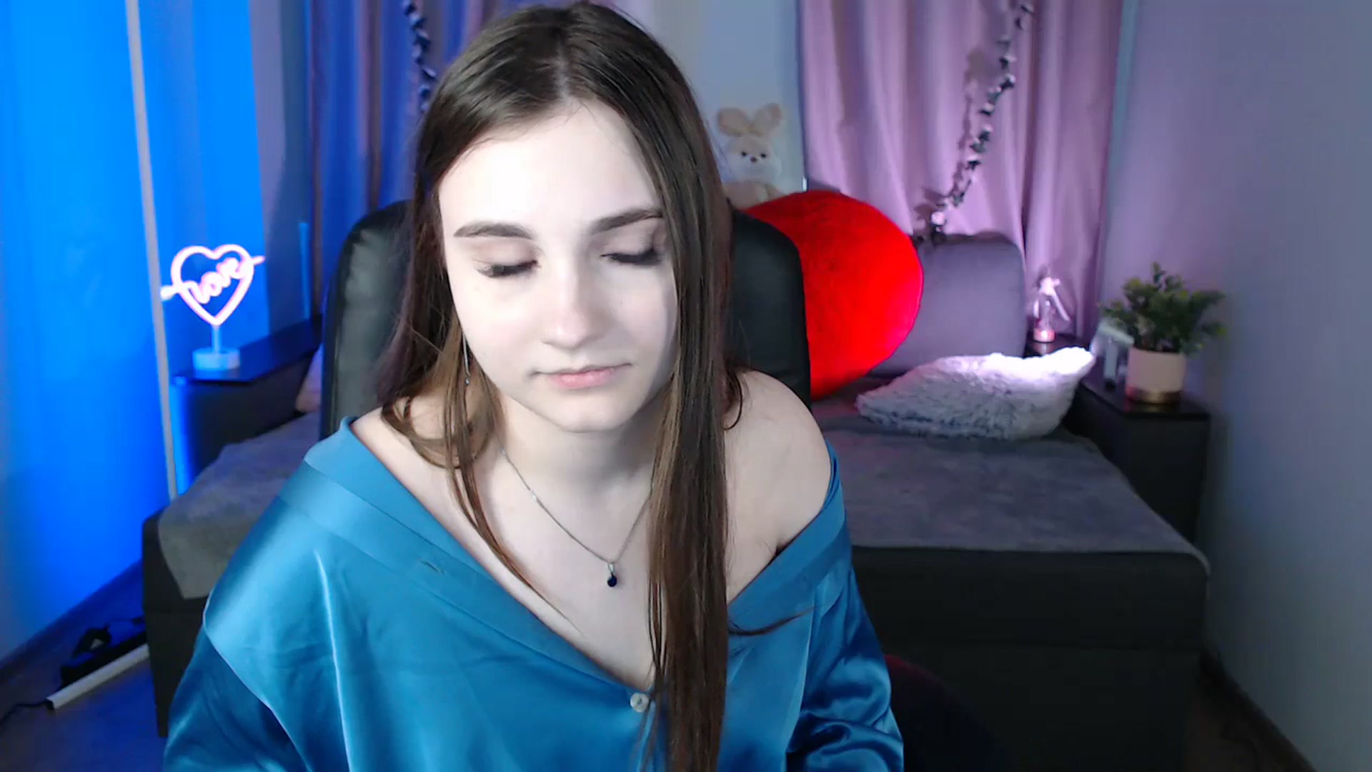 Gallery image thumbnail from LaneyGrey's myfreecams stream on, 03/11/2025, 10:18 image 11 of 20