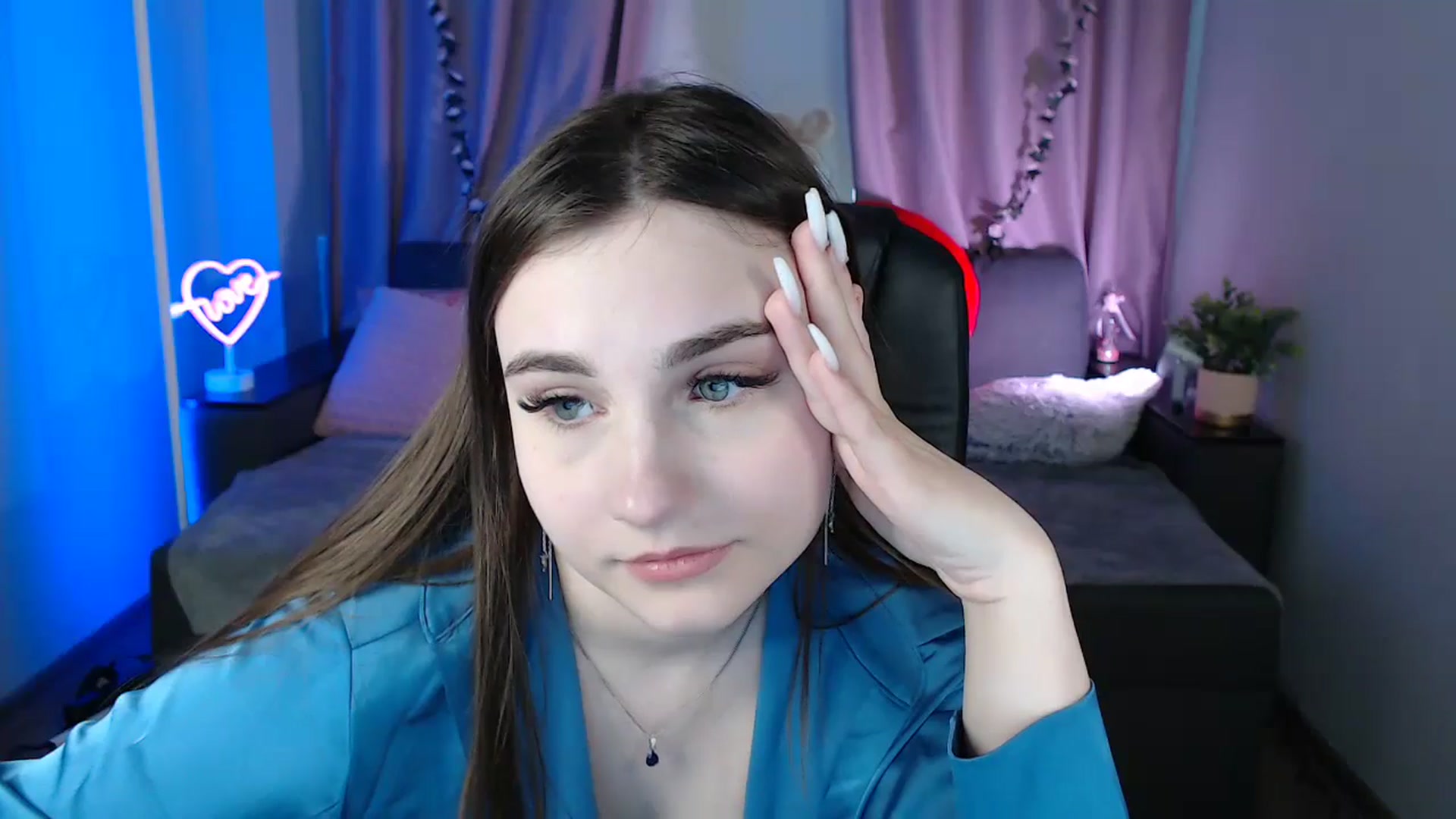 Gallery image thumbnail from LaneyGrey's myfreecams stream on, 03/11/2025, 10:57 image 2 of 20