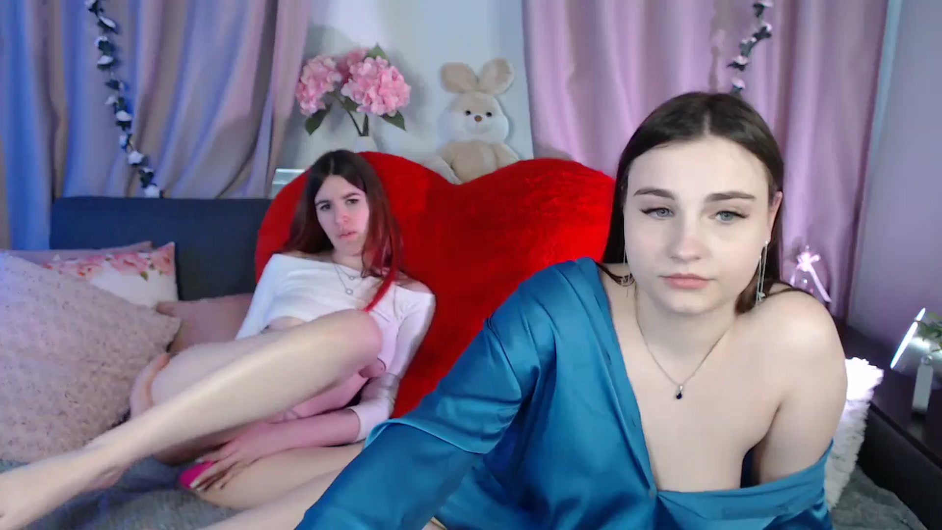 Gallery image thumbnail from LaneyGrey's myfreecams stream on, 03/11/2025, 10:57 image 13 of 20