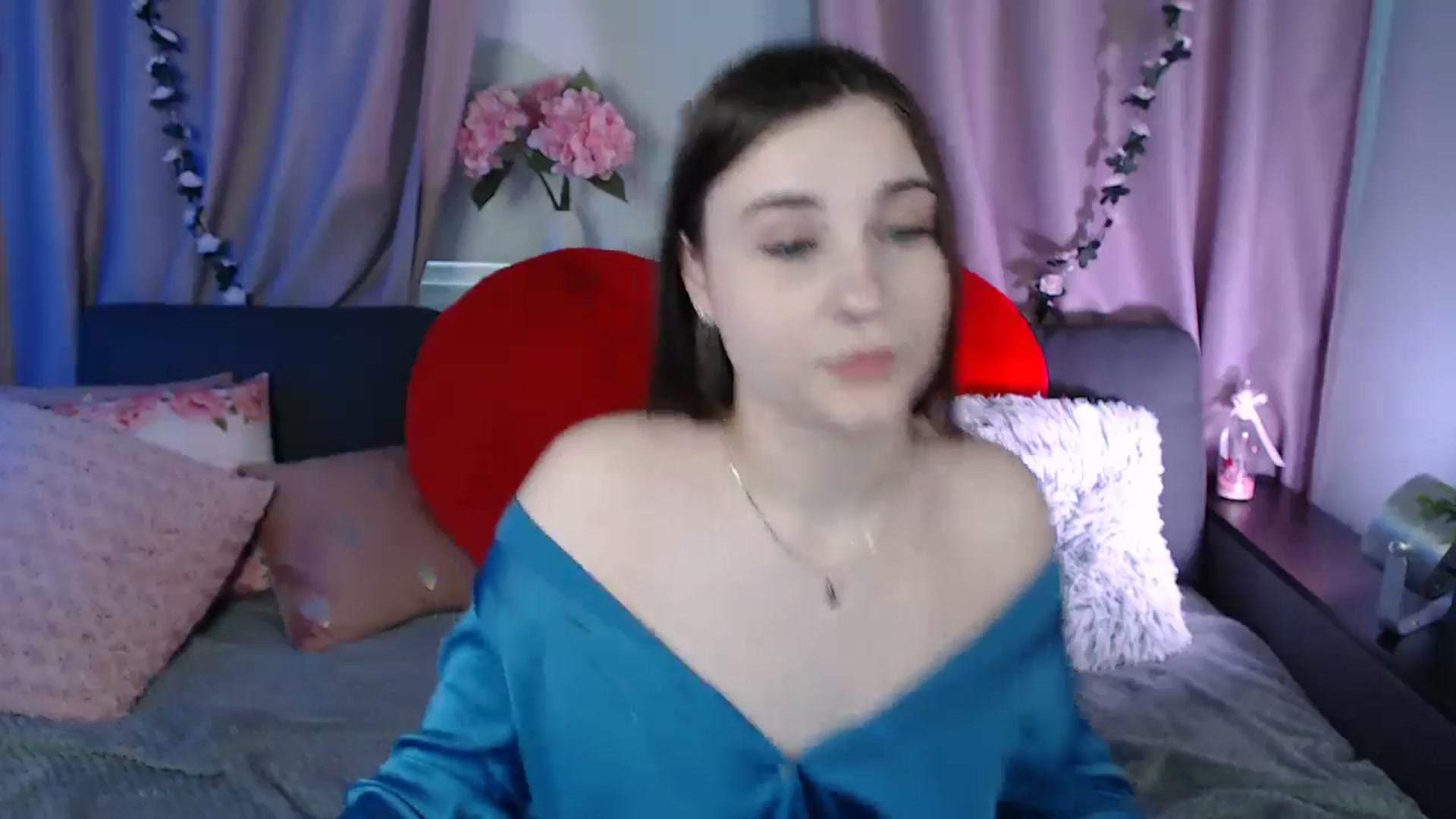 Gallery image thumbnail from LaneyGrey's myfreecams stream on, 03/11/2025, 11:14 image 17 of 20