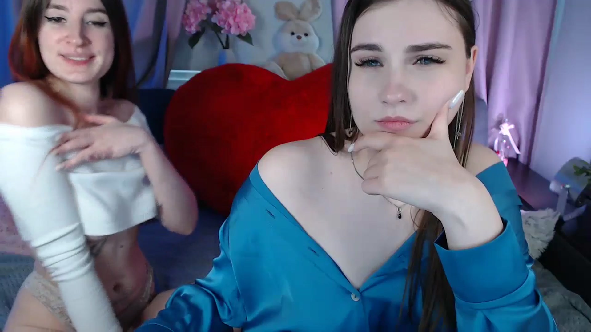 Gallery image thumbnail from LaneyGrey's myfreecams stream on, 03/11/2025, 11:50 image 2 of 20