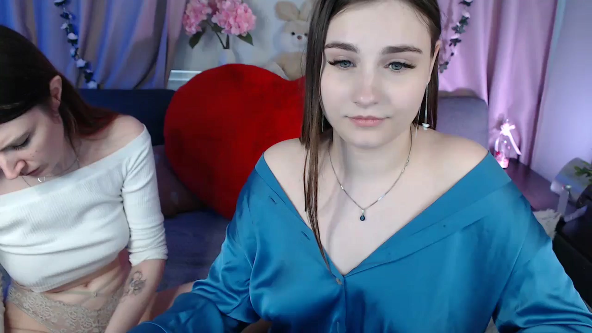 Gallery image thumbnail from LaneyGrey's myfreecams stream on, 03/11/2025, 11:50 image 5 of 20