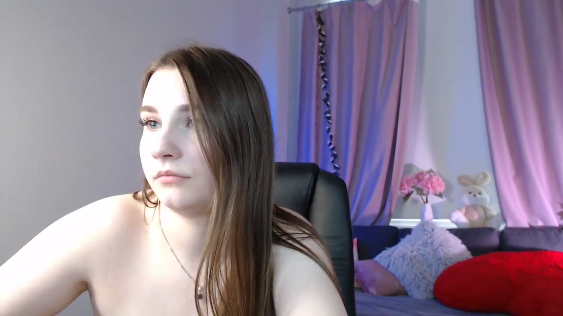 Gallery image thumbnail from LaneyGrey's myfreecams stream on, 03/12/2025, 10:24 image 15 of 20