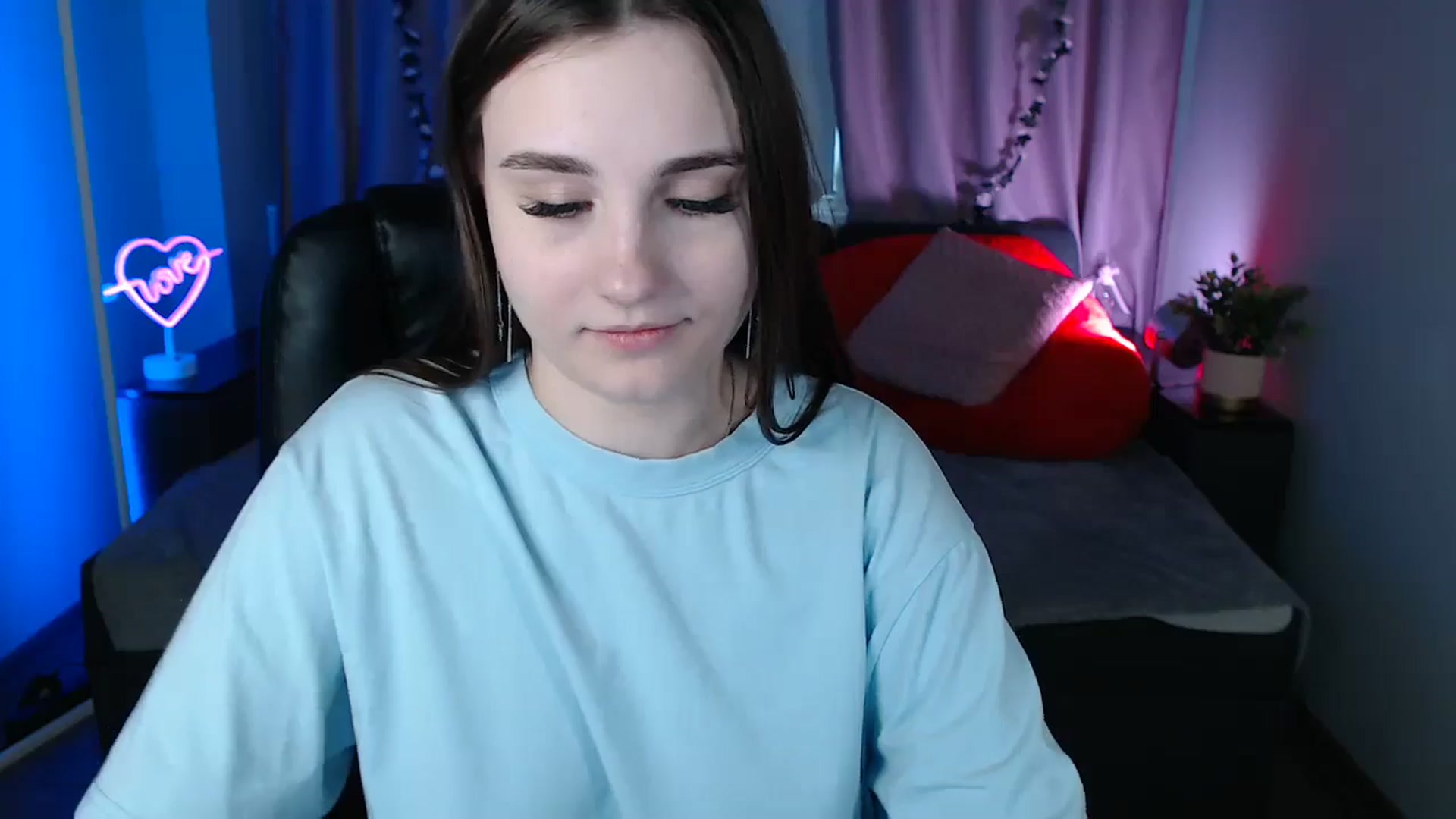Gallery image thumbnail from LaneyGrey's myfreecams stream on, 03/14/2025, 13:42 image 18 of 20