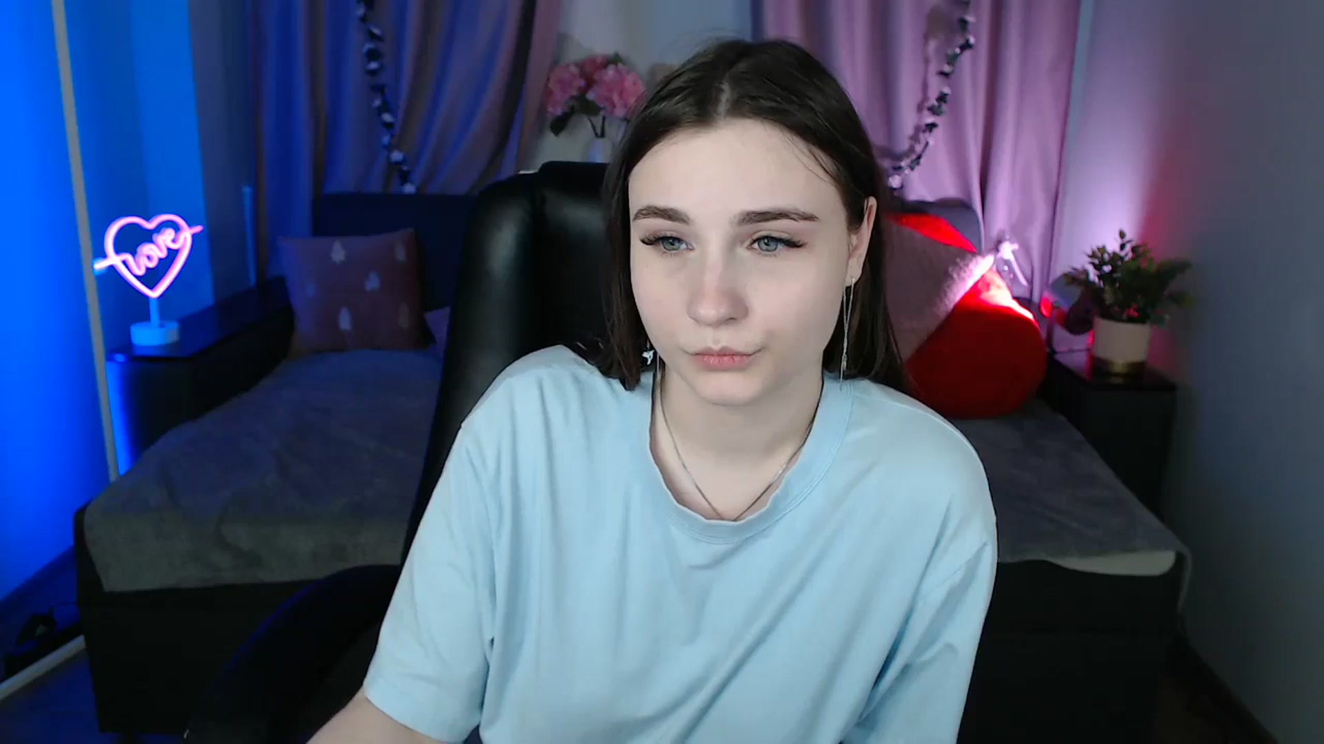Gallery image thumbnail from LaneyGrey's myfreecams stream on, 03/14/2025, 13:42 image 20 of 20
