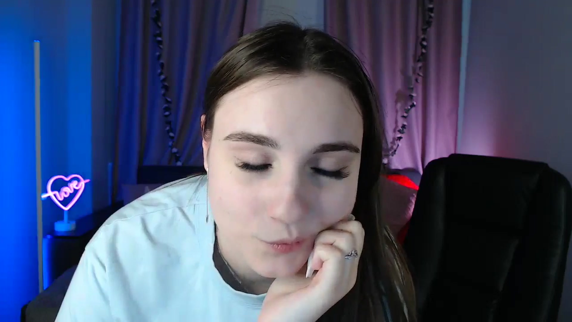 Gallery image thumbnail from LaneyGrey's myfreecams stream on, 03/14/2025, 13:42 image 11 of 20