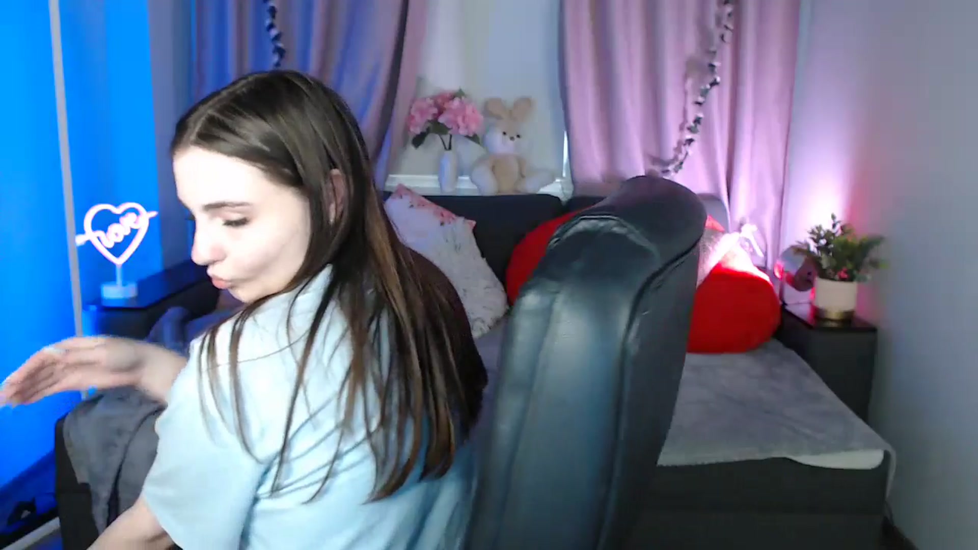 Gallery image thumbnail from LaneyGrey's myfreecams stream on, 03/14/2025, 14:33 image 11 of 20