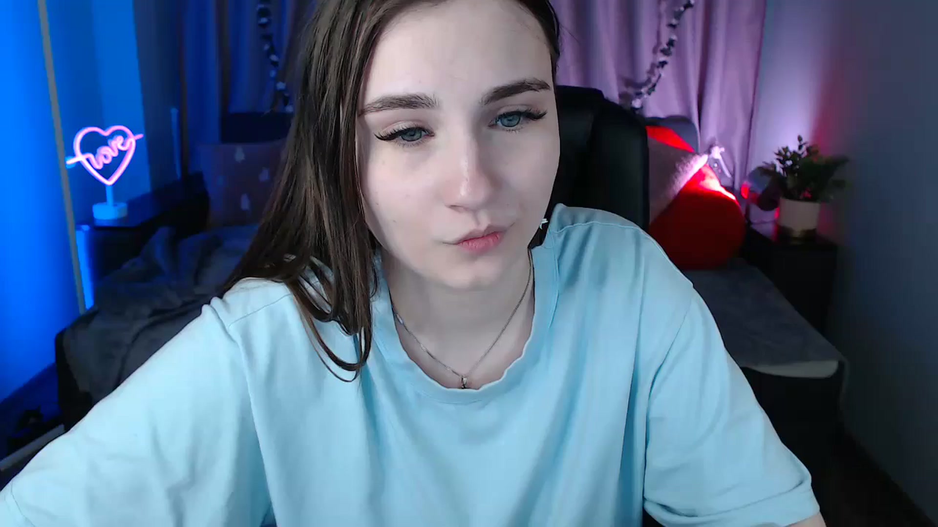Gallery image thumbnail from LaneyGrey's myfreecams stream on, 03/14/2025, 14:33 image 17 of 20