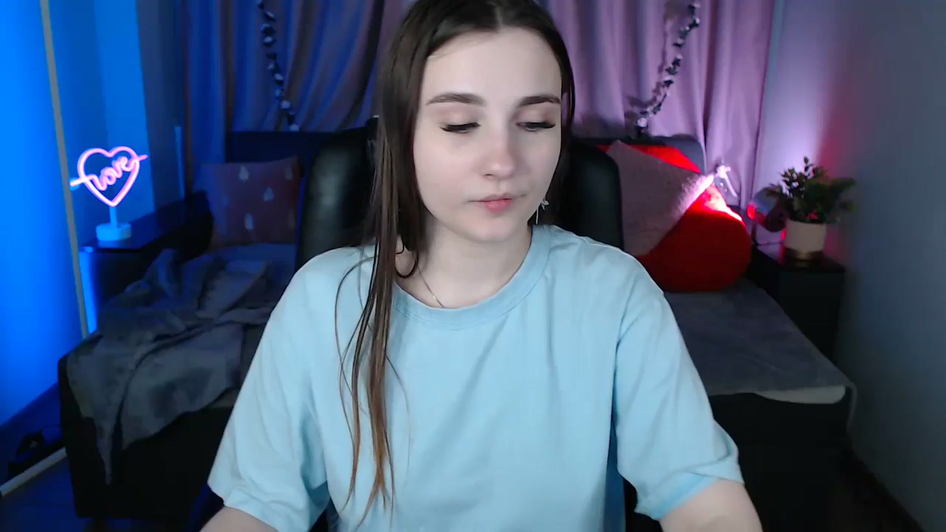 Gallery image thumbnail from LaneyGrey's myfreecams stream on, 03/14/2025, 14:33 image 5 of 20