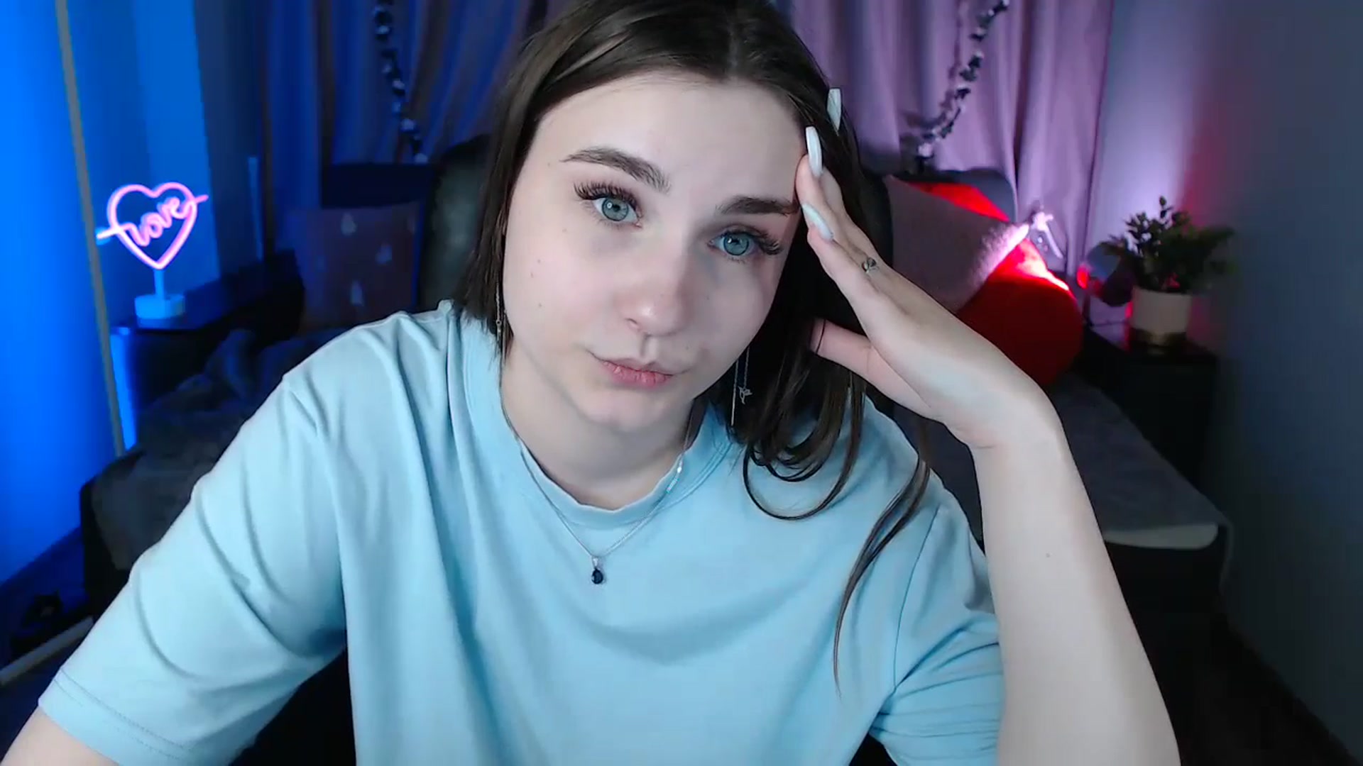 Gallery image thumbnail from LaneyGrey's myfreecams stream on, 03/14/2025, 14:44 image 6 of 20