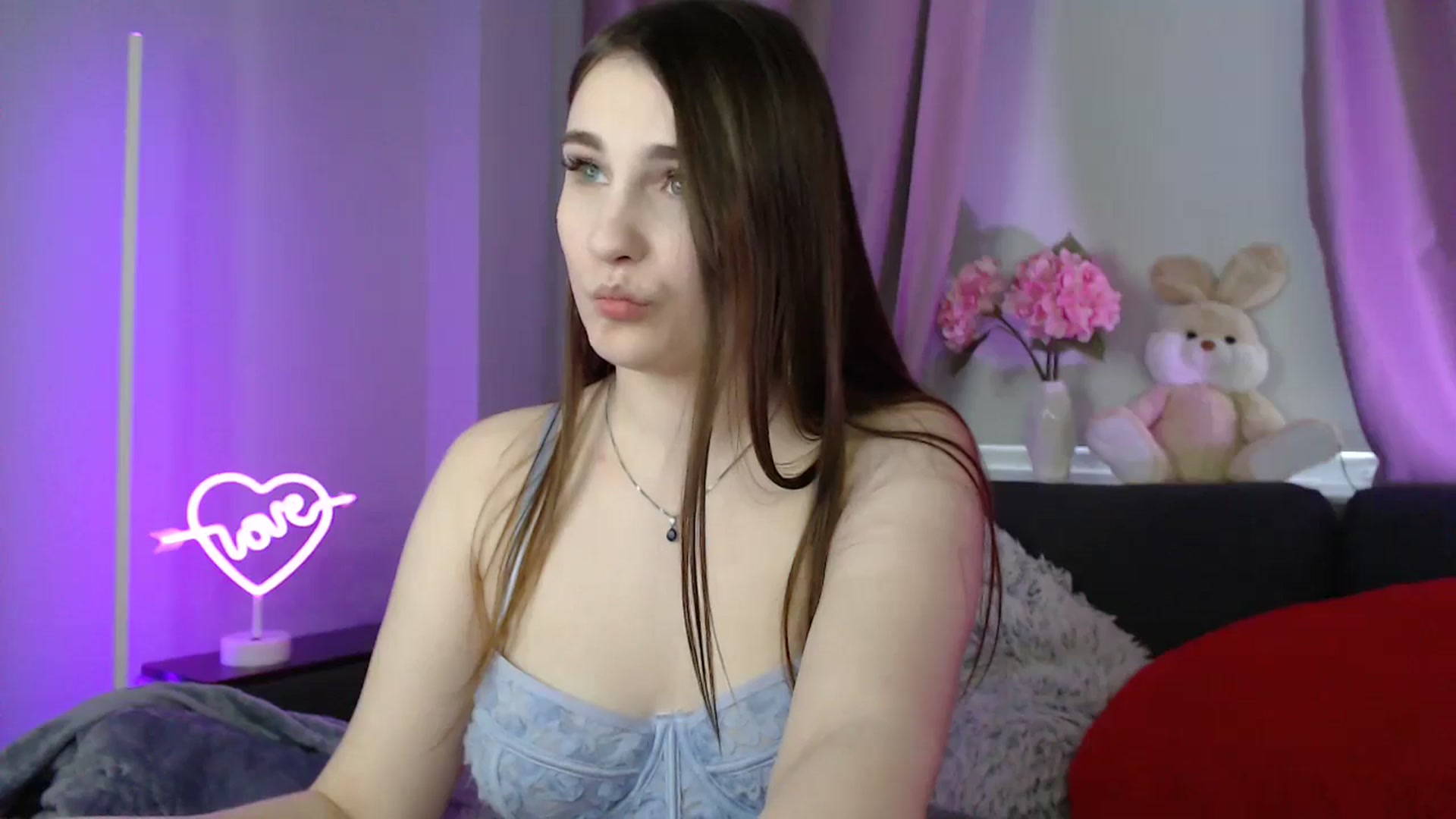 Gallery image thumbnail from LaneyGrey's myfreecams stream on, 03/21/2025, 11:30 image 4 of 20