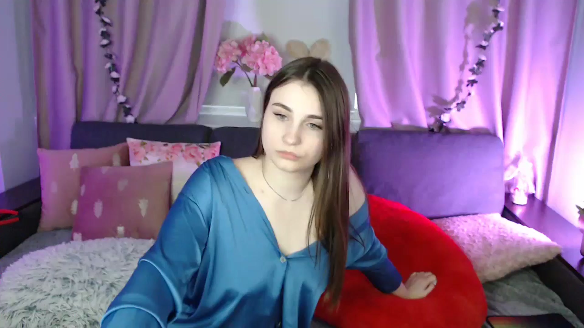 Gallery image thumbnail from LaneyGrey's myfreecams stream on, 03/21/2025, 14:47 image 16 of 20