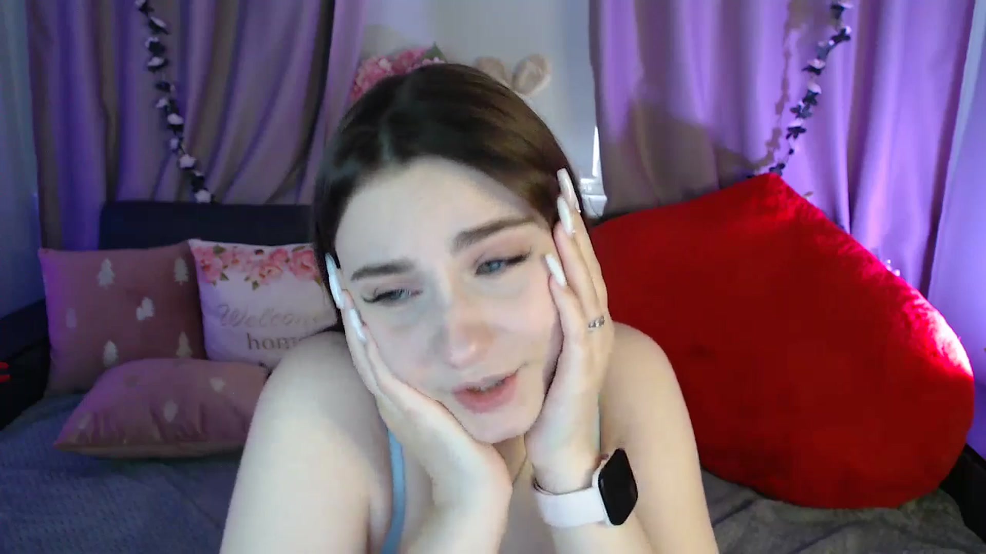 Gallery image thumbnail from LaneyGrey's myfreecams stream on, 03/23/2025, 11:06 image 13 of 20