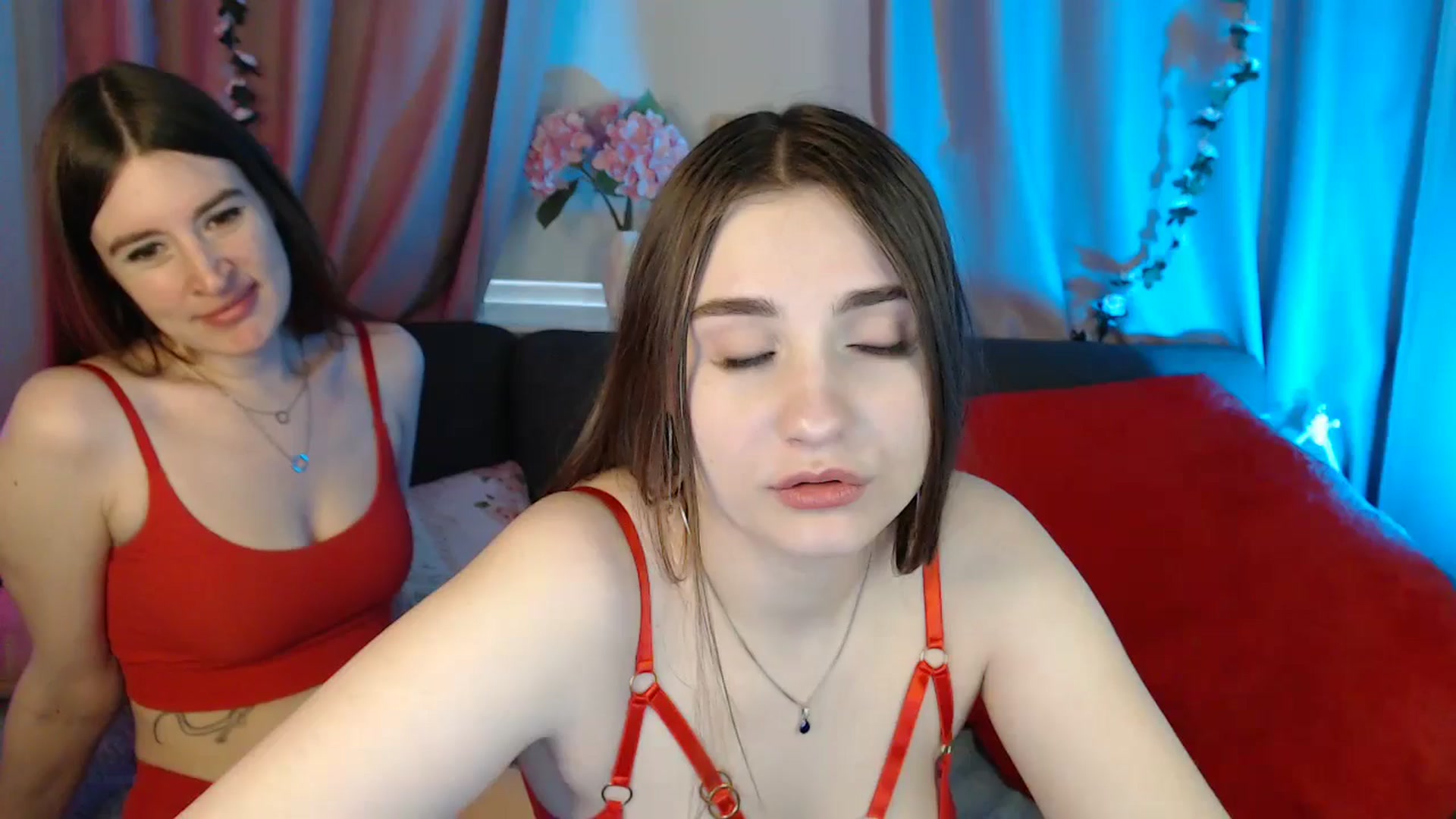 Gallery image thumbnail from LaneyGrey's myfreecams stream on, 03/26/2025, 11:09 image 9 of 20