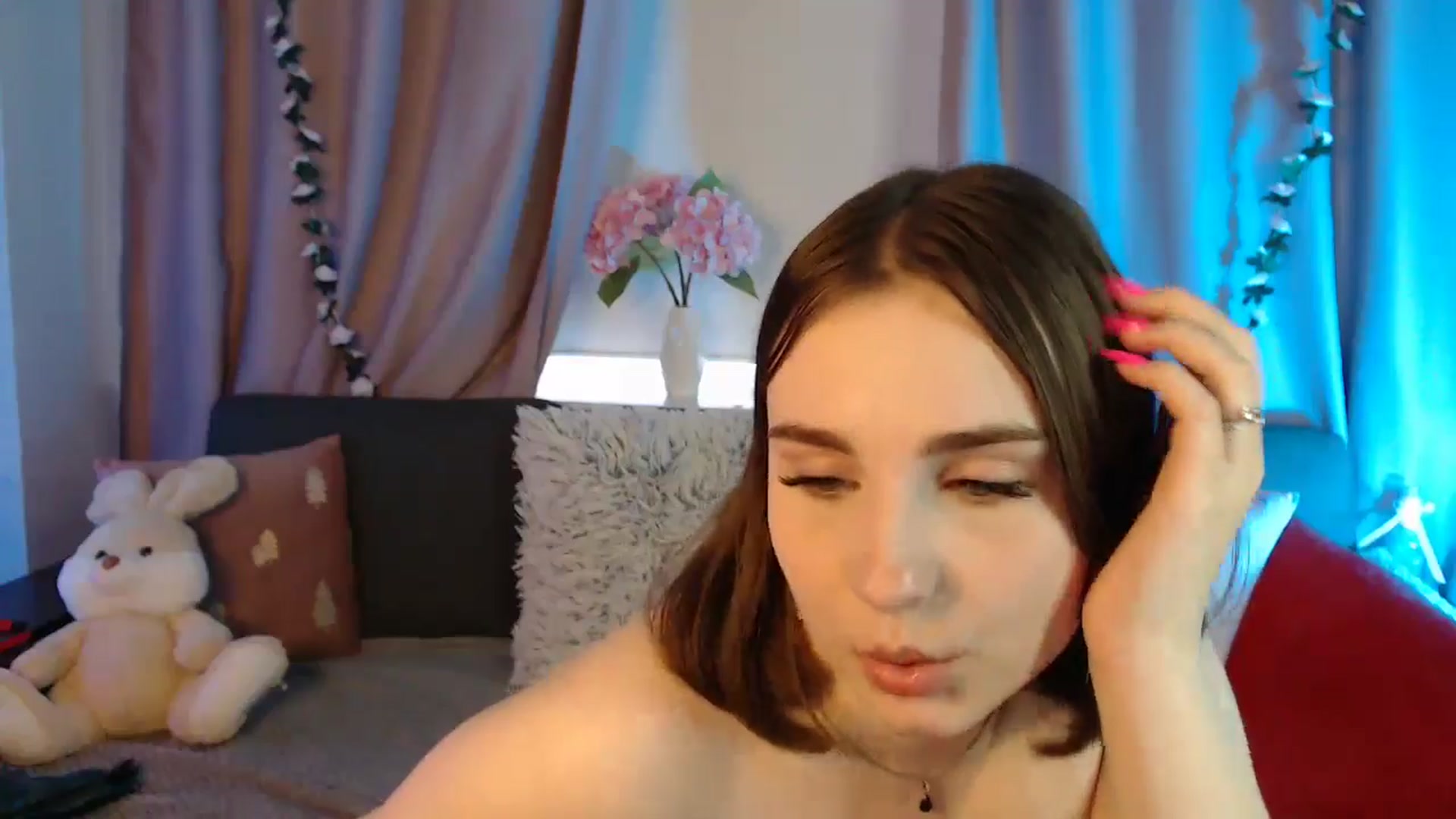 Gallery image thumbnail from LaneyGrey's myfreecams stream on, 04/26/2025, 13:43 image 4 of 20