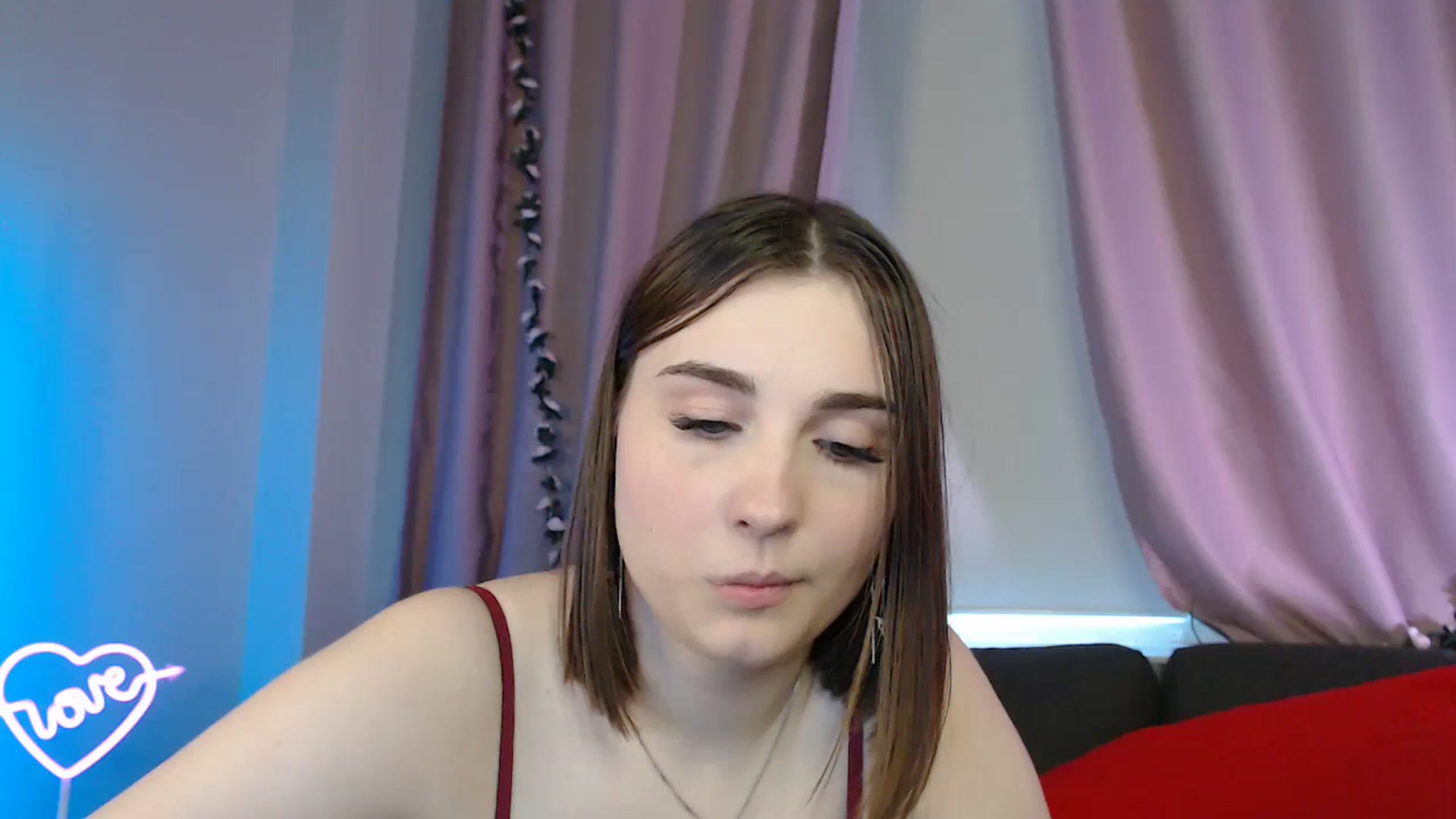 Gallery image thumbnail from LaneyGrey's myfreecams stream on, 04/28/2025, 11:18 image 2 of 20