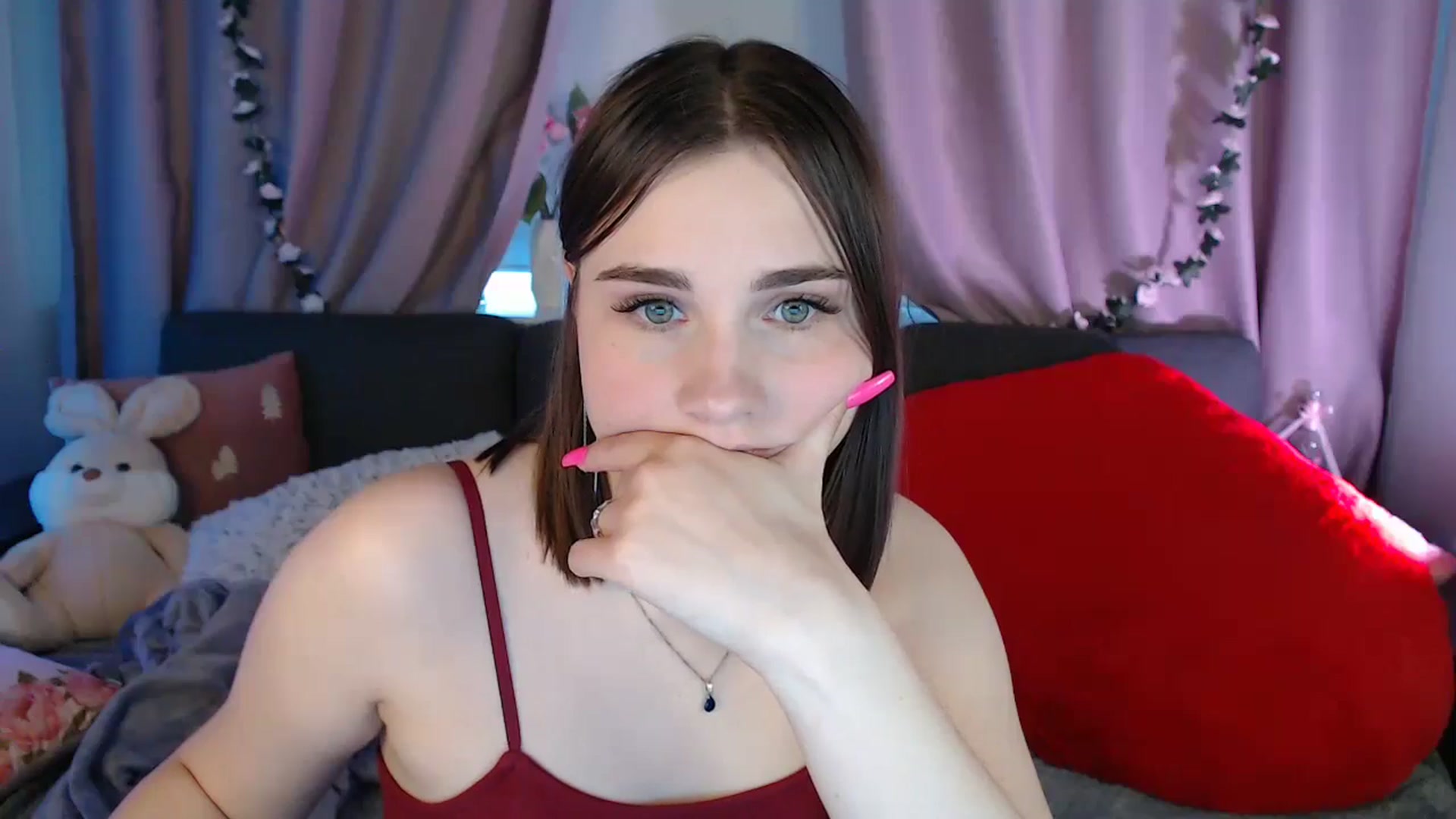 Gallery image thumbnail from LaneyGrey's myfreecams stream on, 04/28/2025, 11:18 image 15 of 20