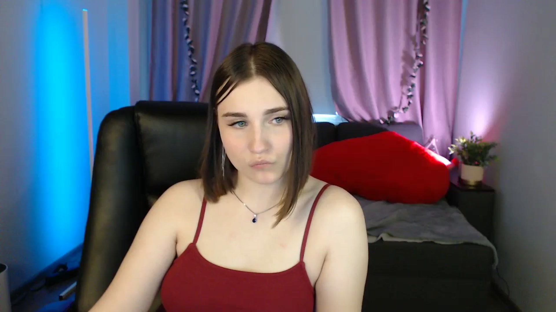 Gallery image thumbnail from LaneyGrey's myfreecams stream on, 04/28/2025, 13:06 image 12 of 20