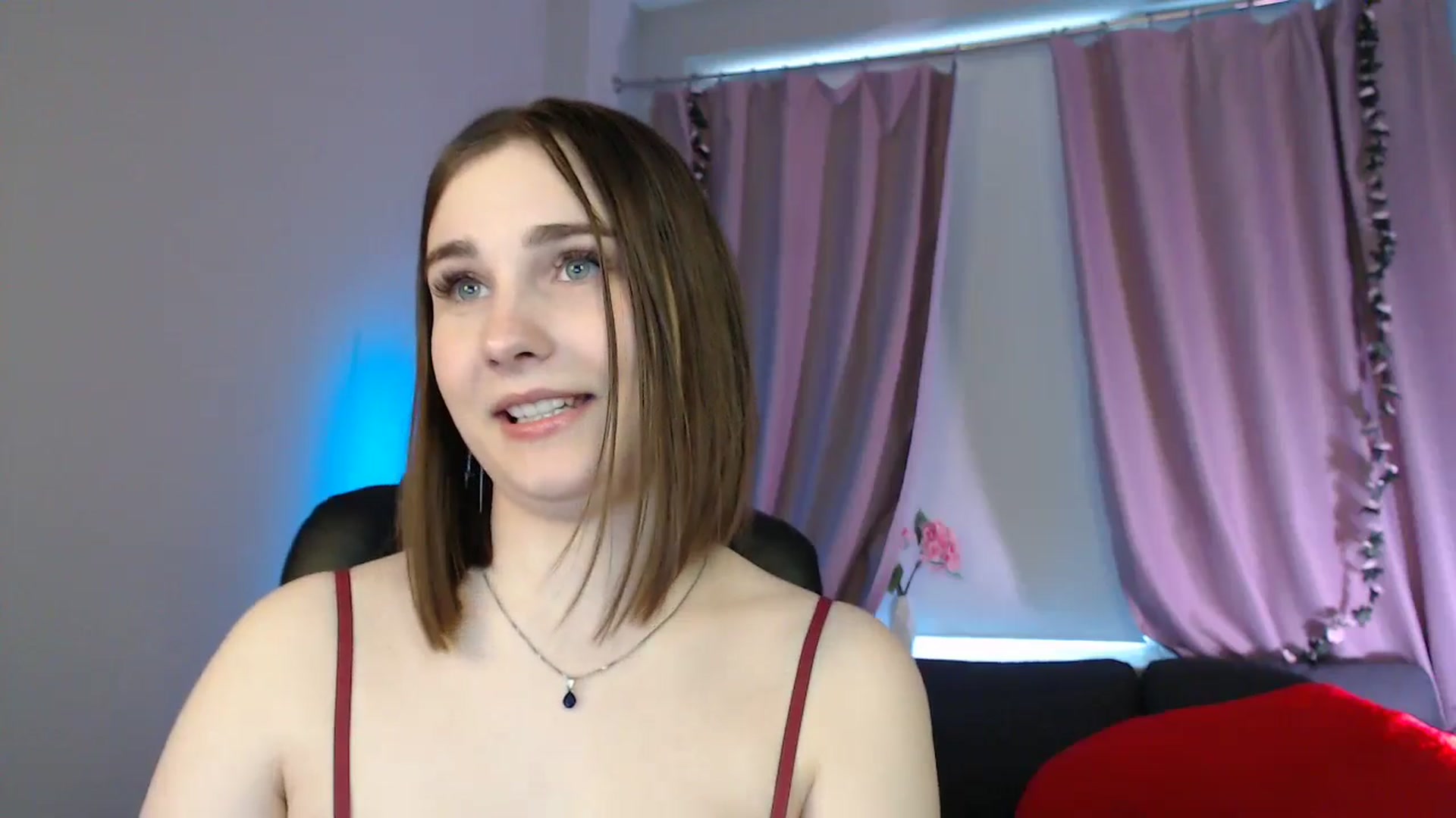 Gallery image thumbnail from LaneyGrey's myfreecams stream on, 04/28/2025, 13:20 image 18 of 20