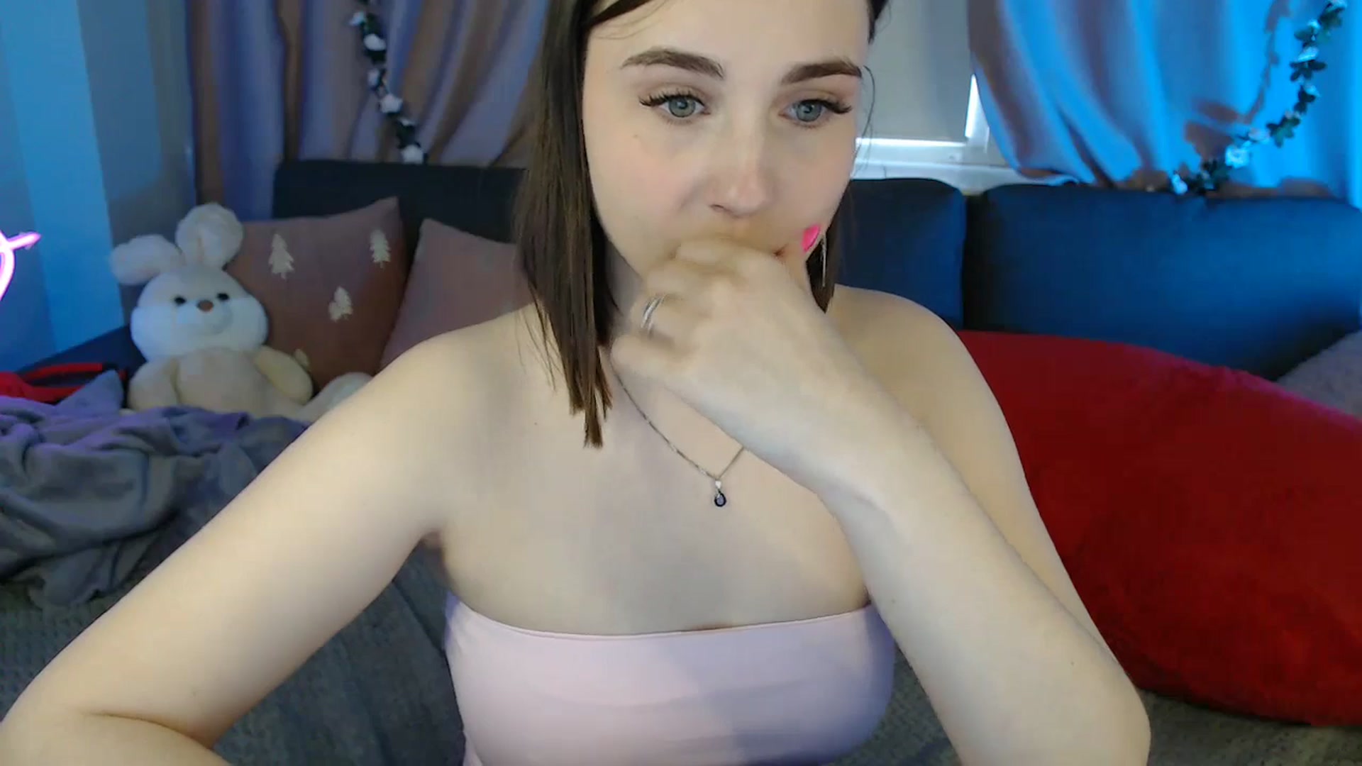 Gallery image thumbnail from LaneyGrey's myfreecams stream on, 04/30/2025, 12:17 image 19 of 20