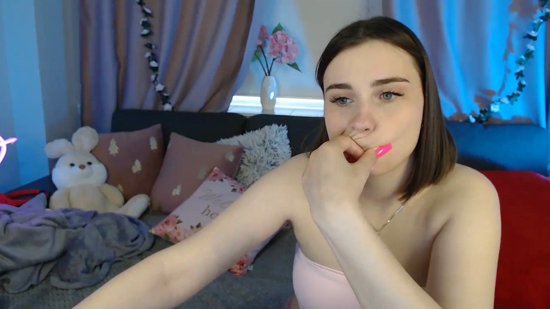Gallery image thumbnail from LaneyGrey's myfreecams stream on, 04/30/2025, 12:56 image 11 of 20