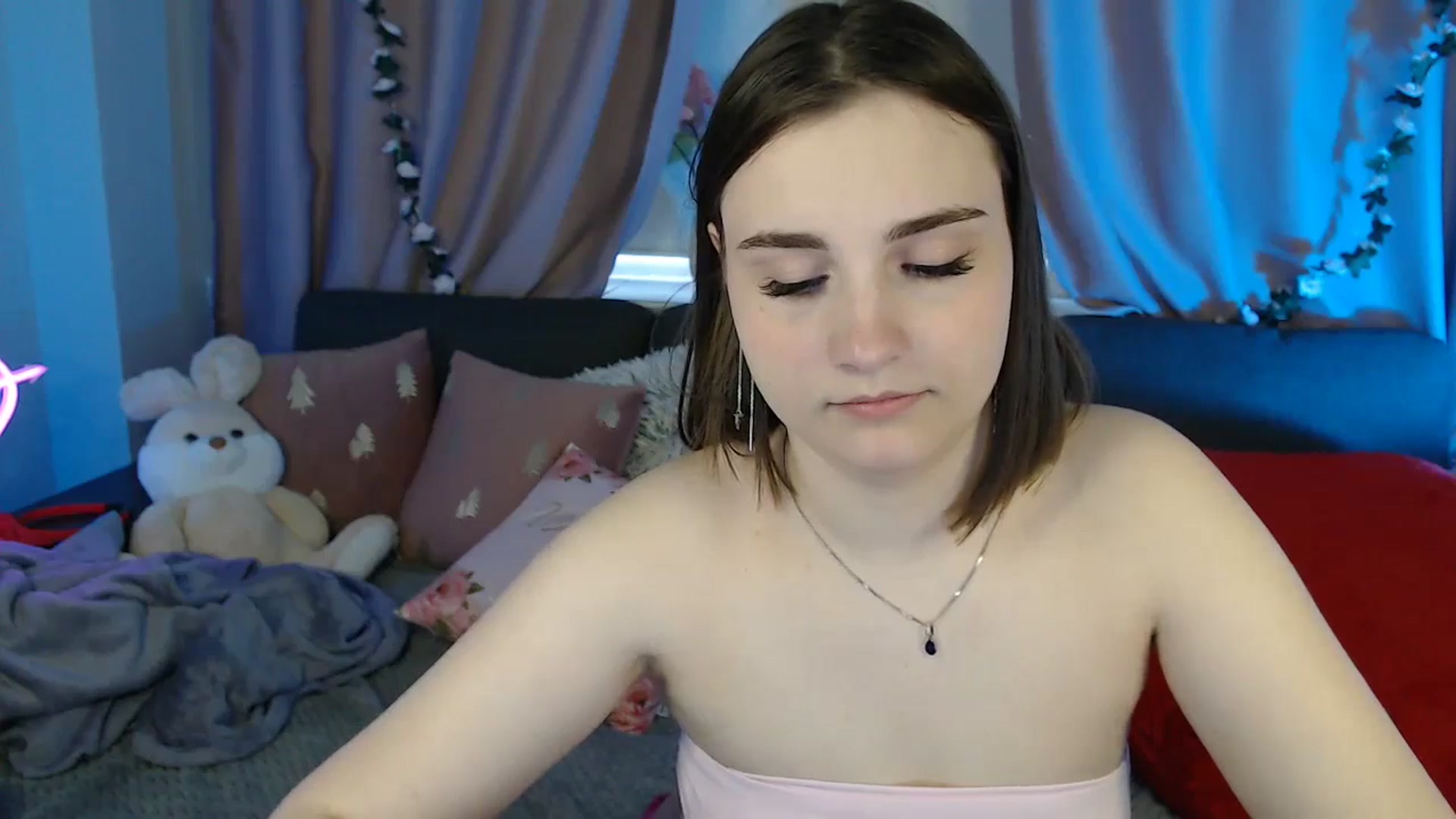 Gallery image thumbnail from LaneyGrey's myfreecams stream on, 04/30/2025, 12:56 image 14 of 20