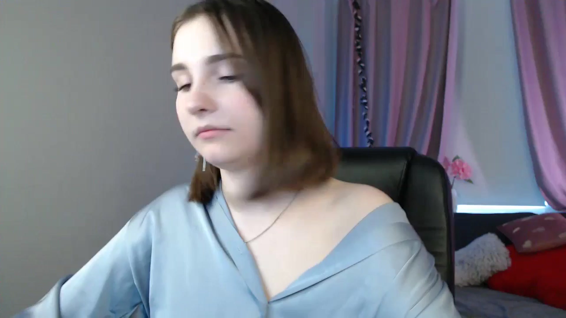 Gallery image thumbnail from LaneyGrey's myfreecams stream on, 05/03/2025, 10:19 image 7 of 20