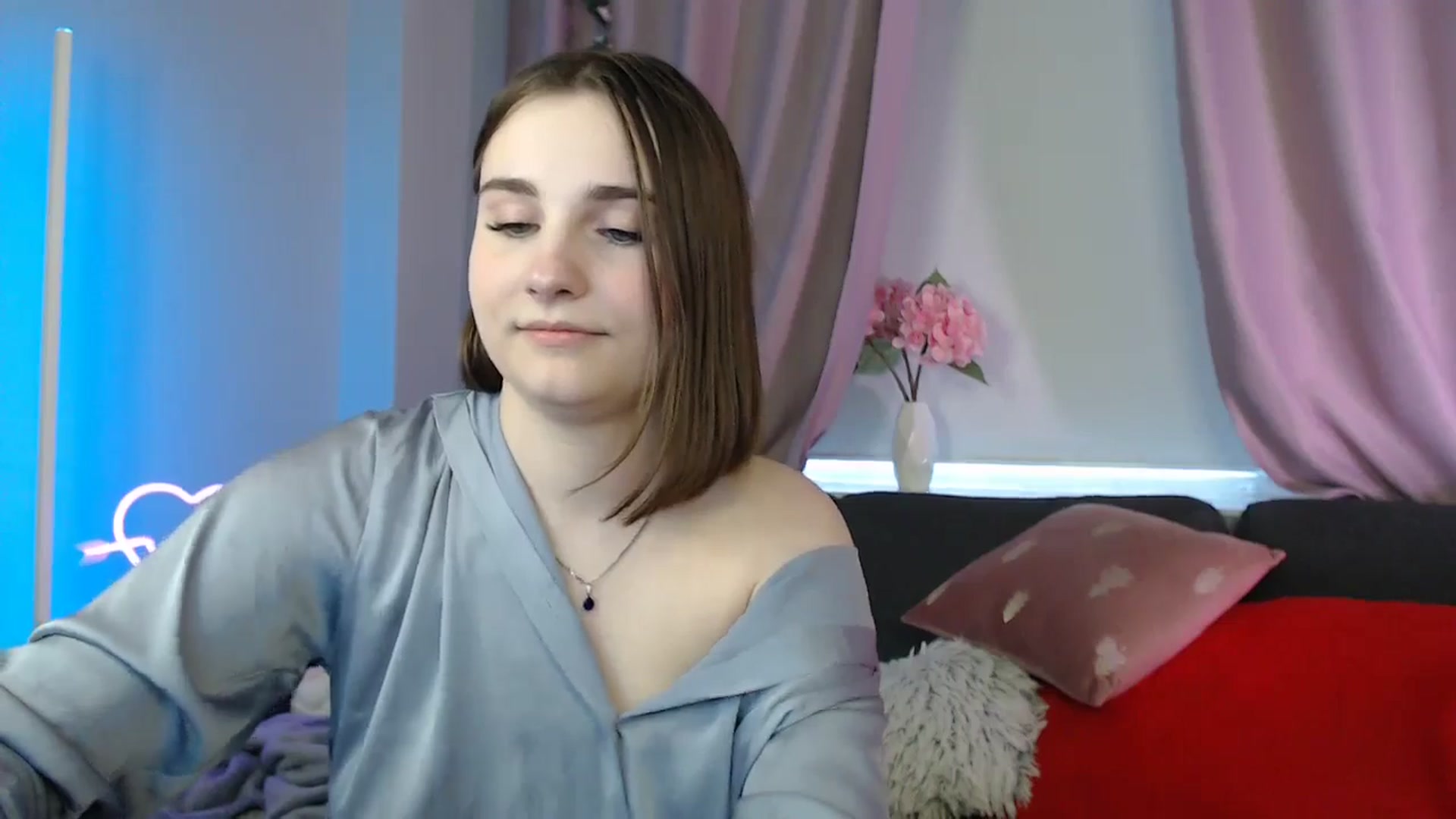 Gallery image thumbnail from LaneyGrey's myfreecams stream on, 05/03/2025, 10:55 image 20 of 20