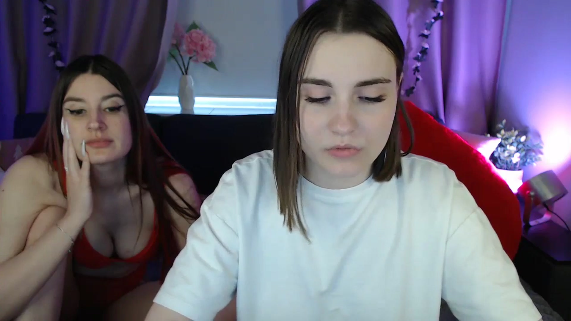 Gallery image thumbnail from LaneyGrey's myfreecams stream on, 05/05/2025, 13:58 image 14 of 20