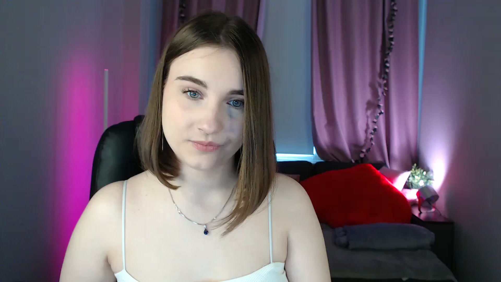 Gallery image thumbnail from LaneyGrey's myfreecams stream on, 05/13/2025, 08:24 image 12 of 20